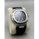 Patek Philippe Nautilus Annual Calendar 5726A-001 Gentleman's Wristwatch in Steel with Grey Baton