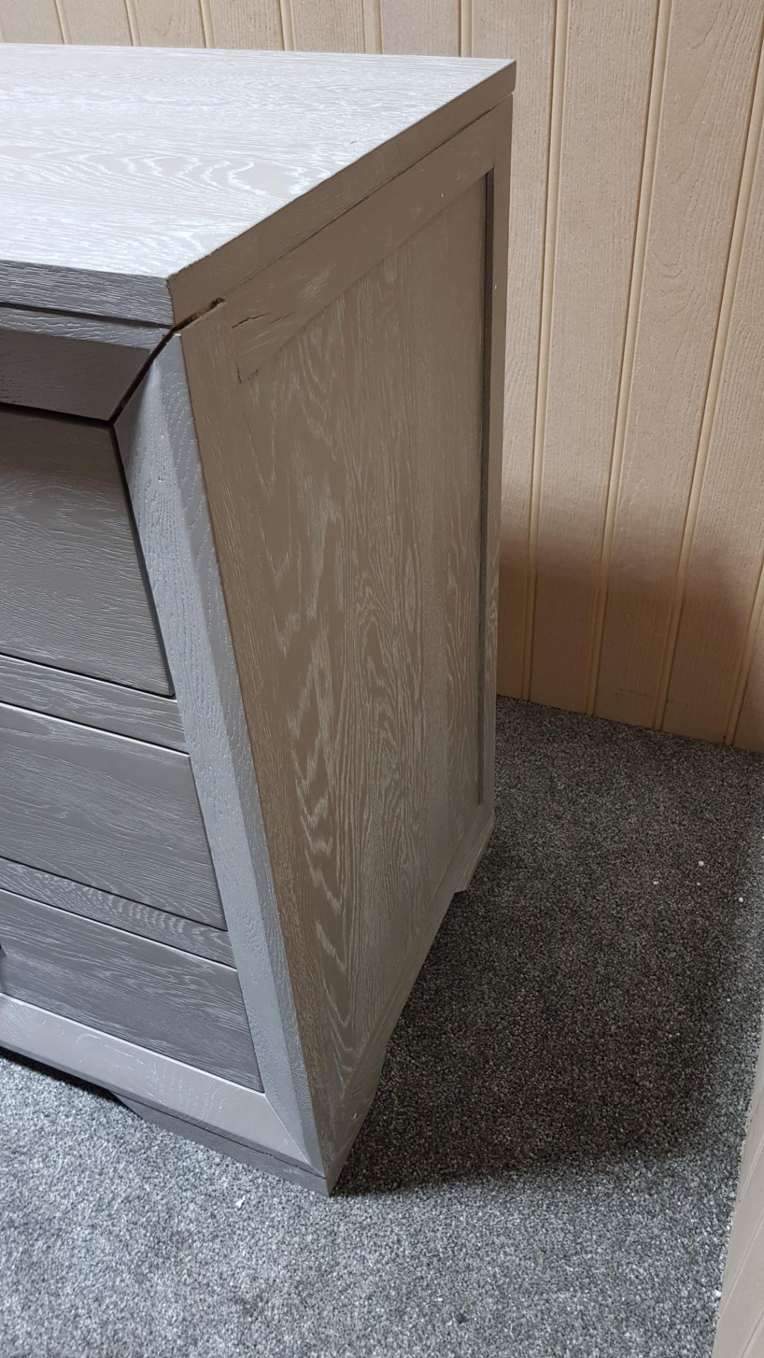 Willow Solid Oak With Grey Wash 7 Drawer Chest. Dimensions: (H78x W140x D45cm). - Image 9 of 19