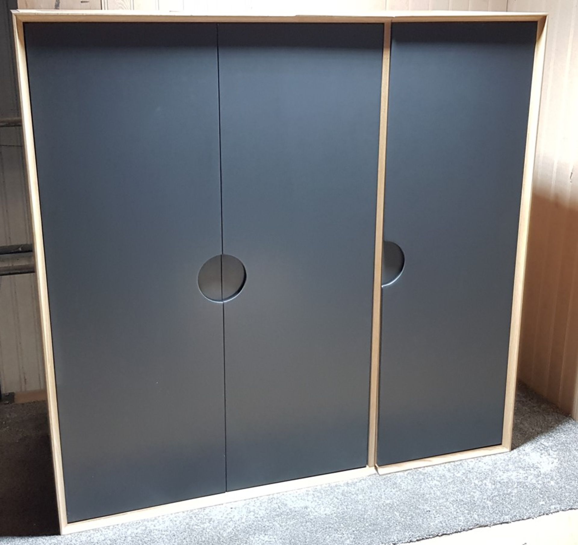 Spot Natural Oak And Painted Triple Wardrobe. Dimensions: (H145x W150x D64cm). (Unused, Ex Display). - Image 4 of 23