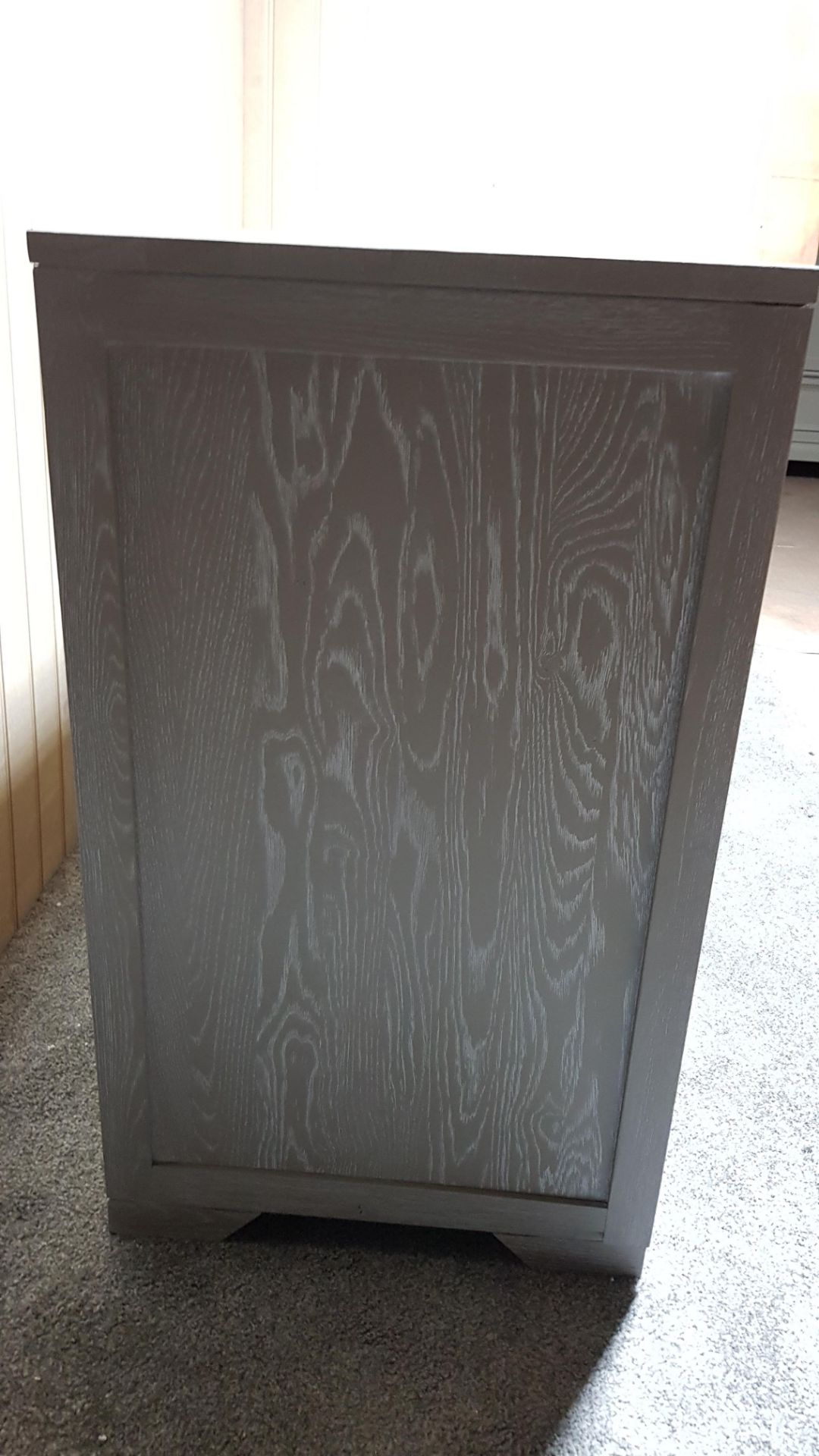 Willow Solid Oak With Grey Wash 7 Drawer Chest. Dimensions: (H78x W140x D45cm). - Image 8 of 19