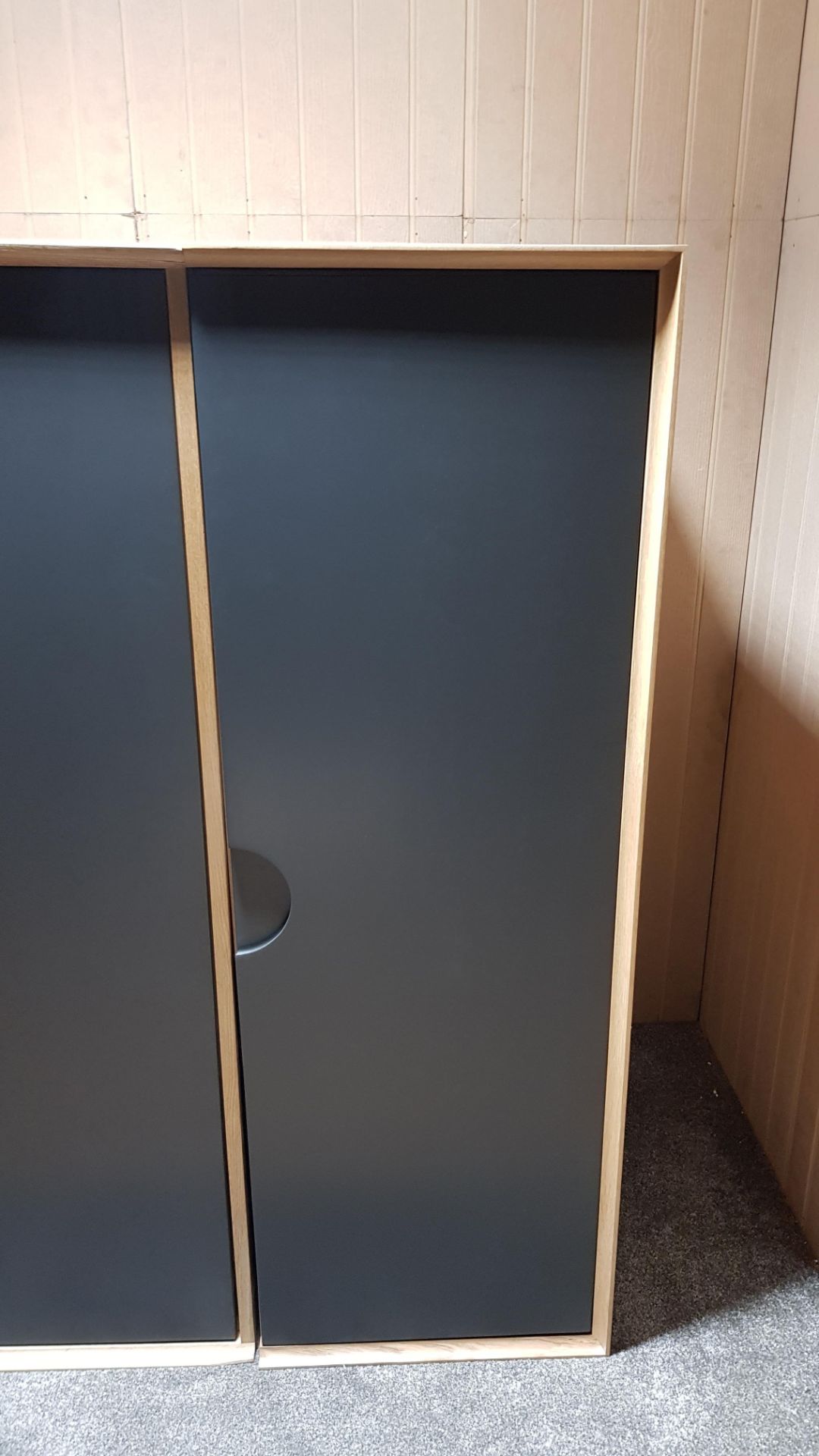 Spot Natural Oak And Painted Triple Wardrobe. Dimensions: (H145x W150x D64cm). (Unused, Ex Display). - Image 5 of 23