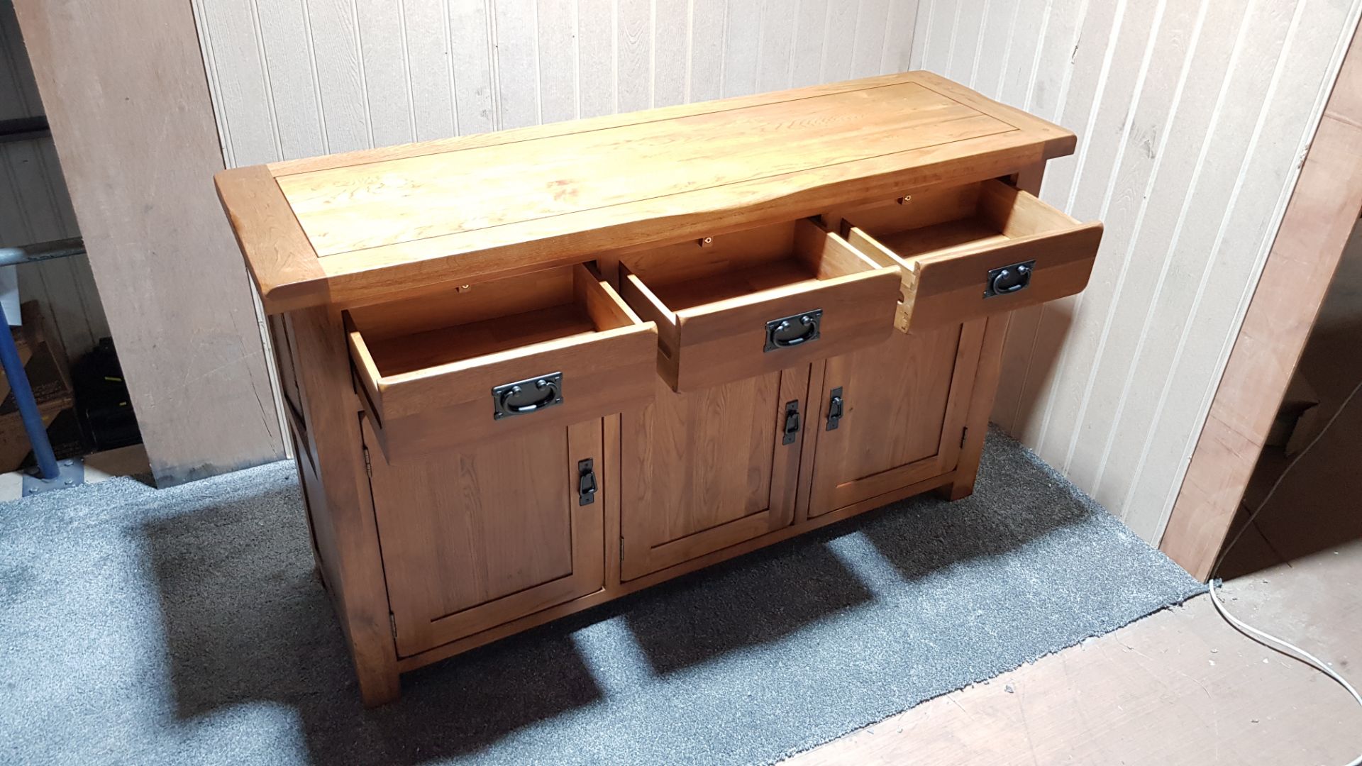 French Farmhouse Rustic Solid Oak Large Sideboard. Dimensions: (H83x W139x D43cm). - Image 10 of 20