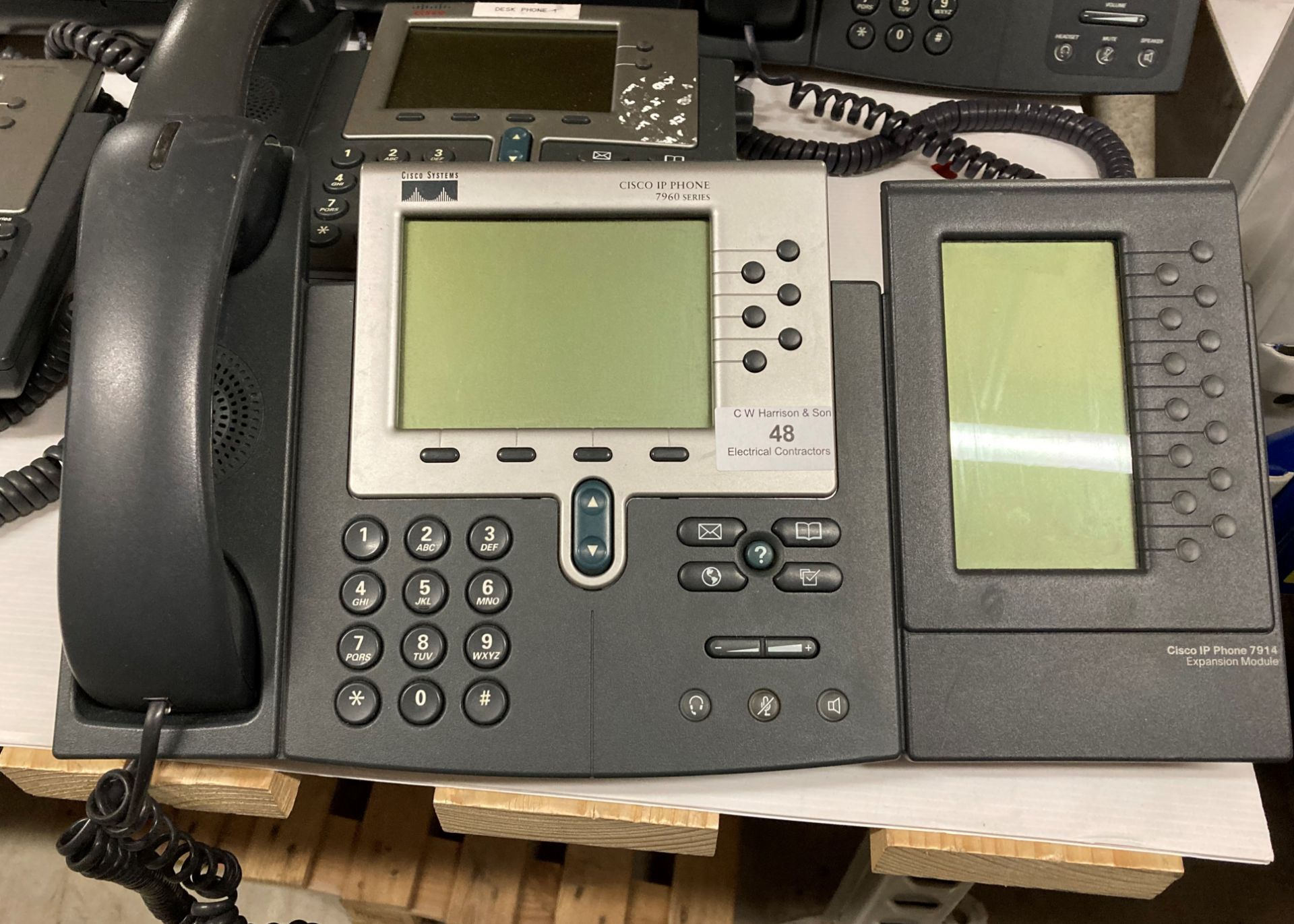 10 x Cisco ip7942 desktop telephones and 1 Cisco ip7960 handset complete with Cisco 7914 expansion - Image 2 of 2