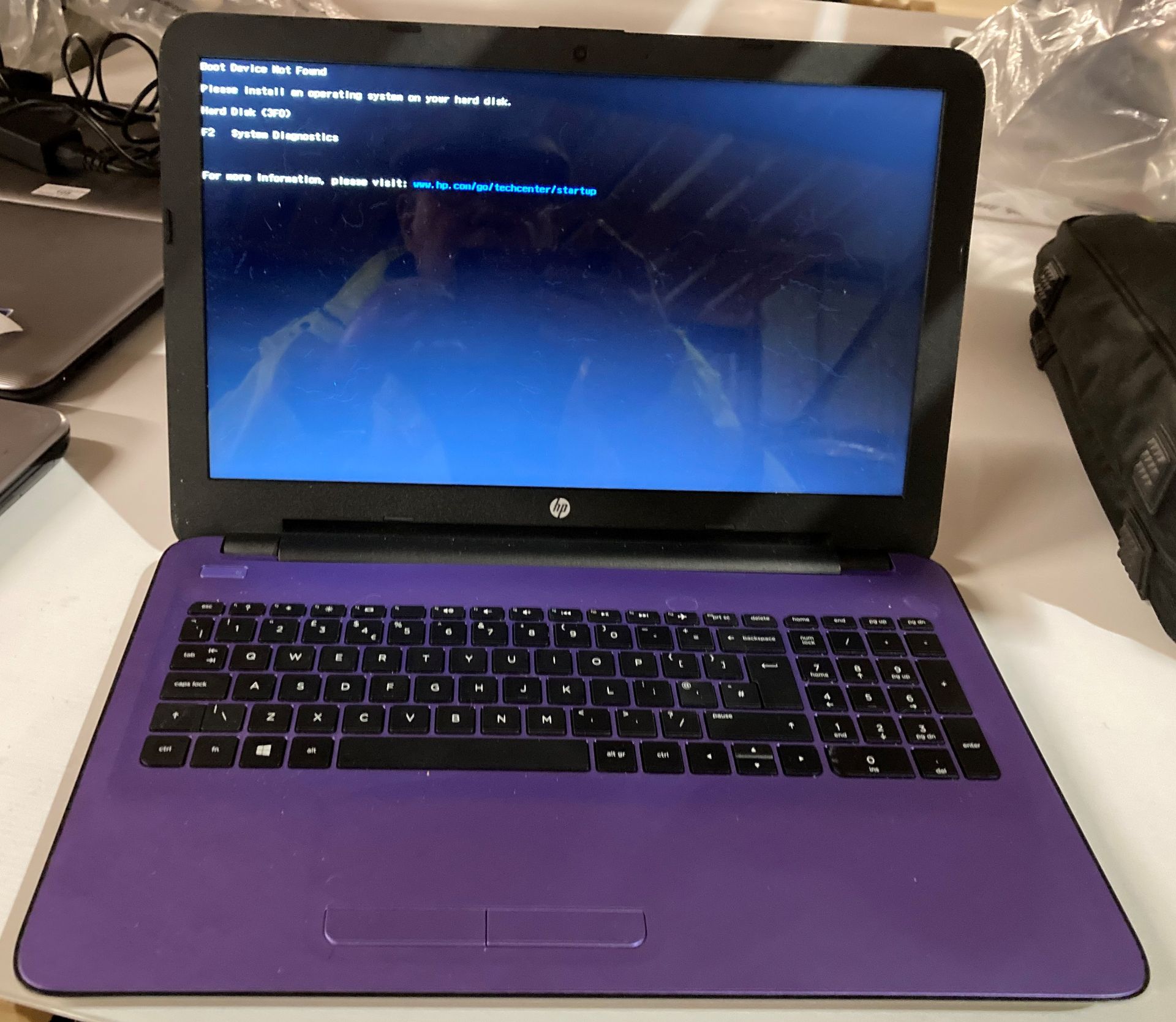HP Notebook laptop AMD A6 1800MH 4GB RAM, - Image 2 of 2