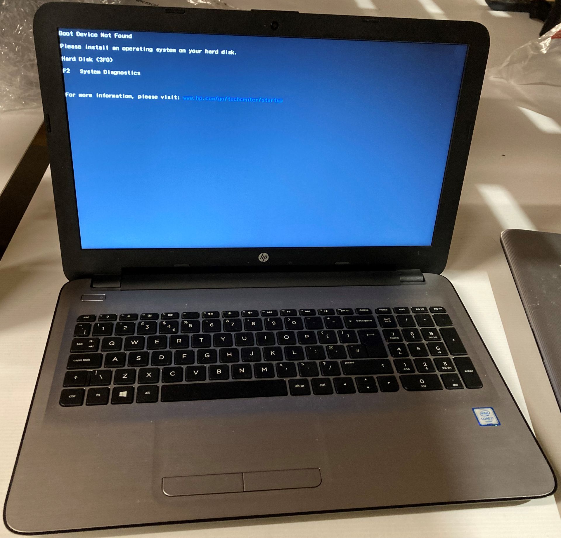 HP G5 Notebook laptop 17-6500U 8GB RAM, - Image 2 of 2