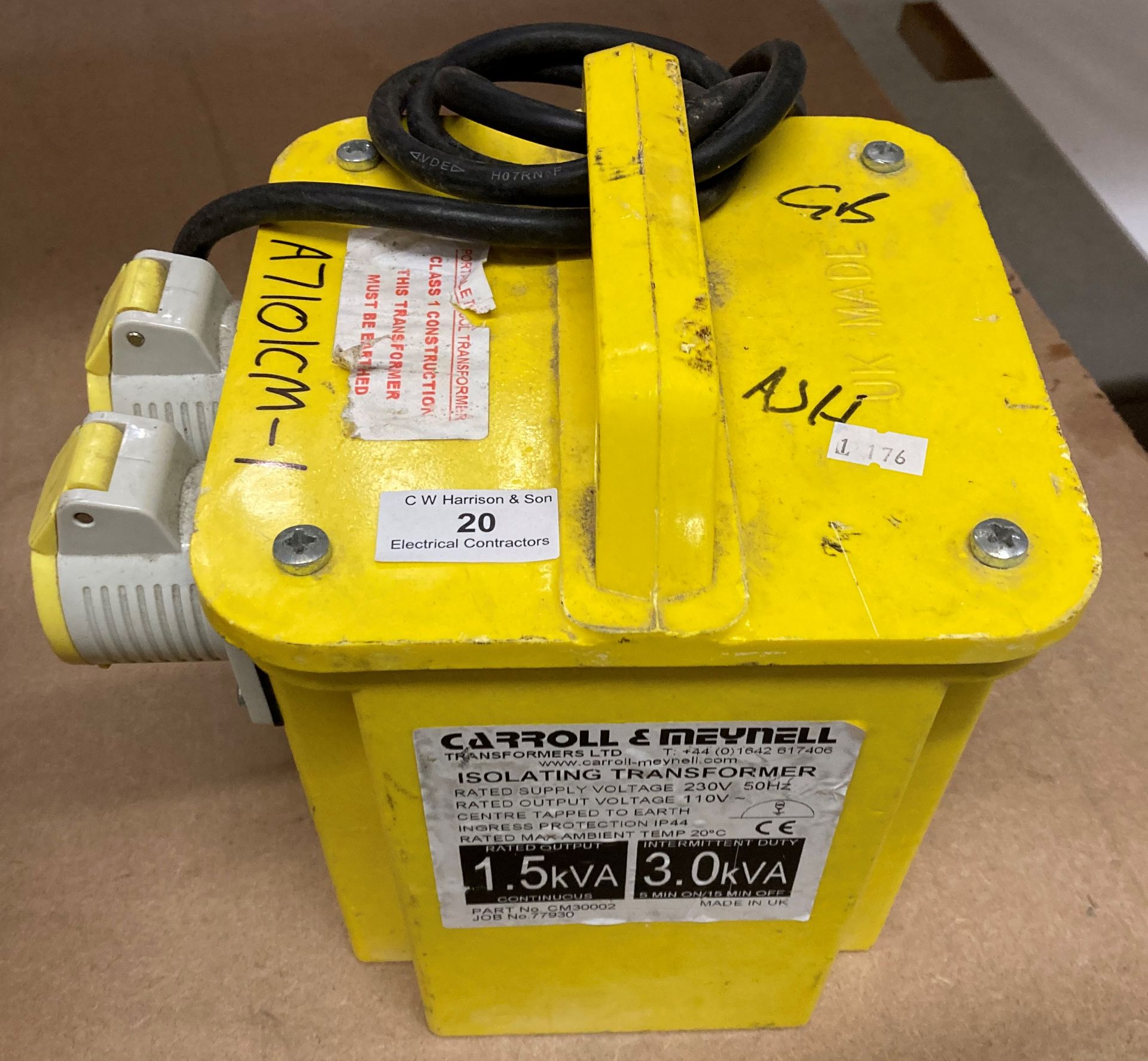 Carroll & Meynell 110v twin port transformer (240v) (Saleroom location: F06 FLOOR)