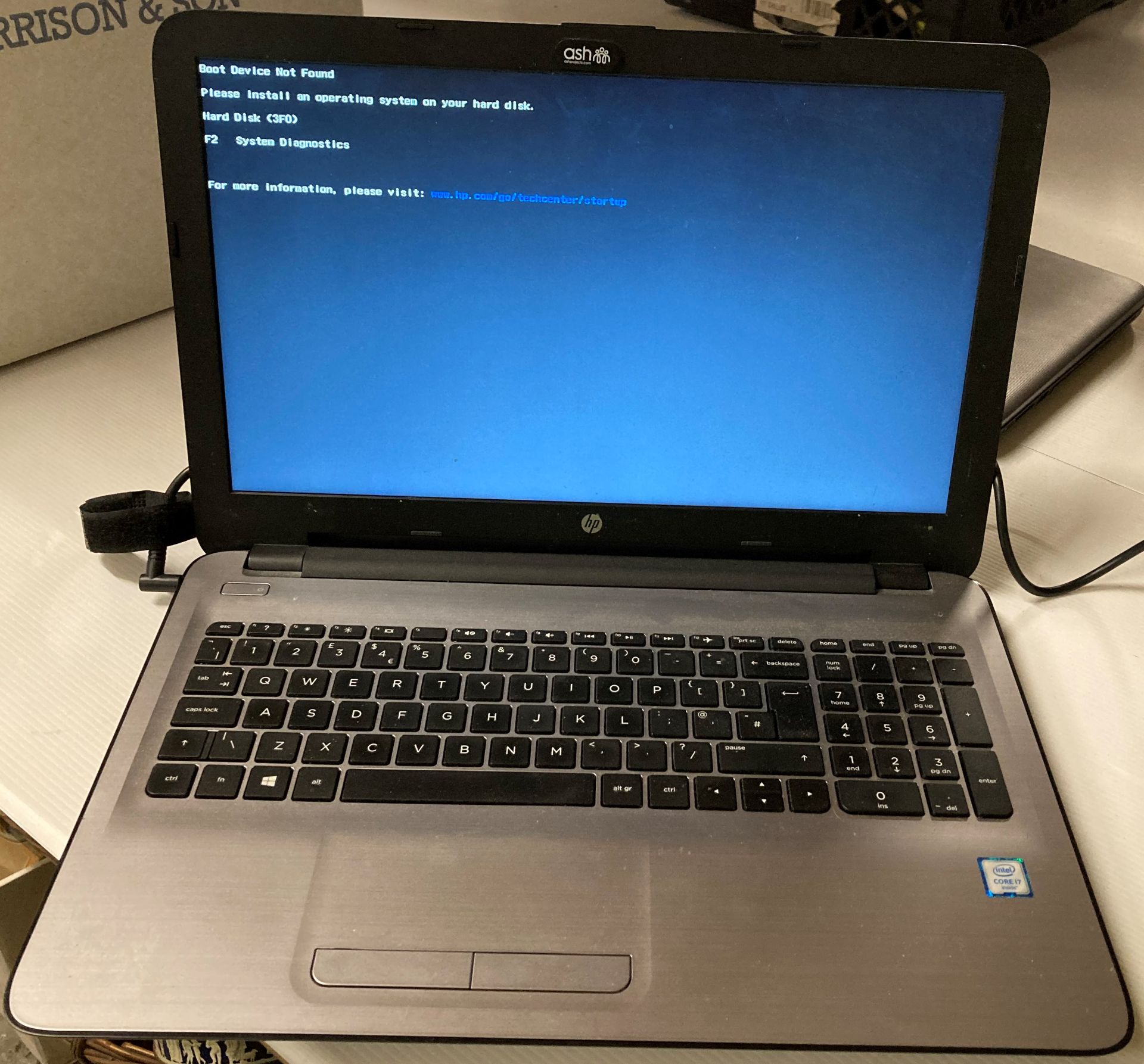 HP G5 Notebook laptop 17-6500U 8GB RAM,