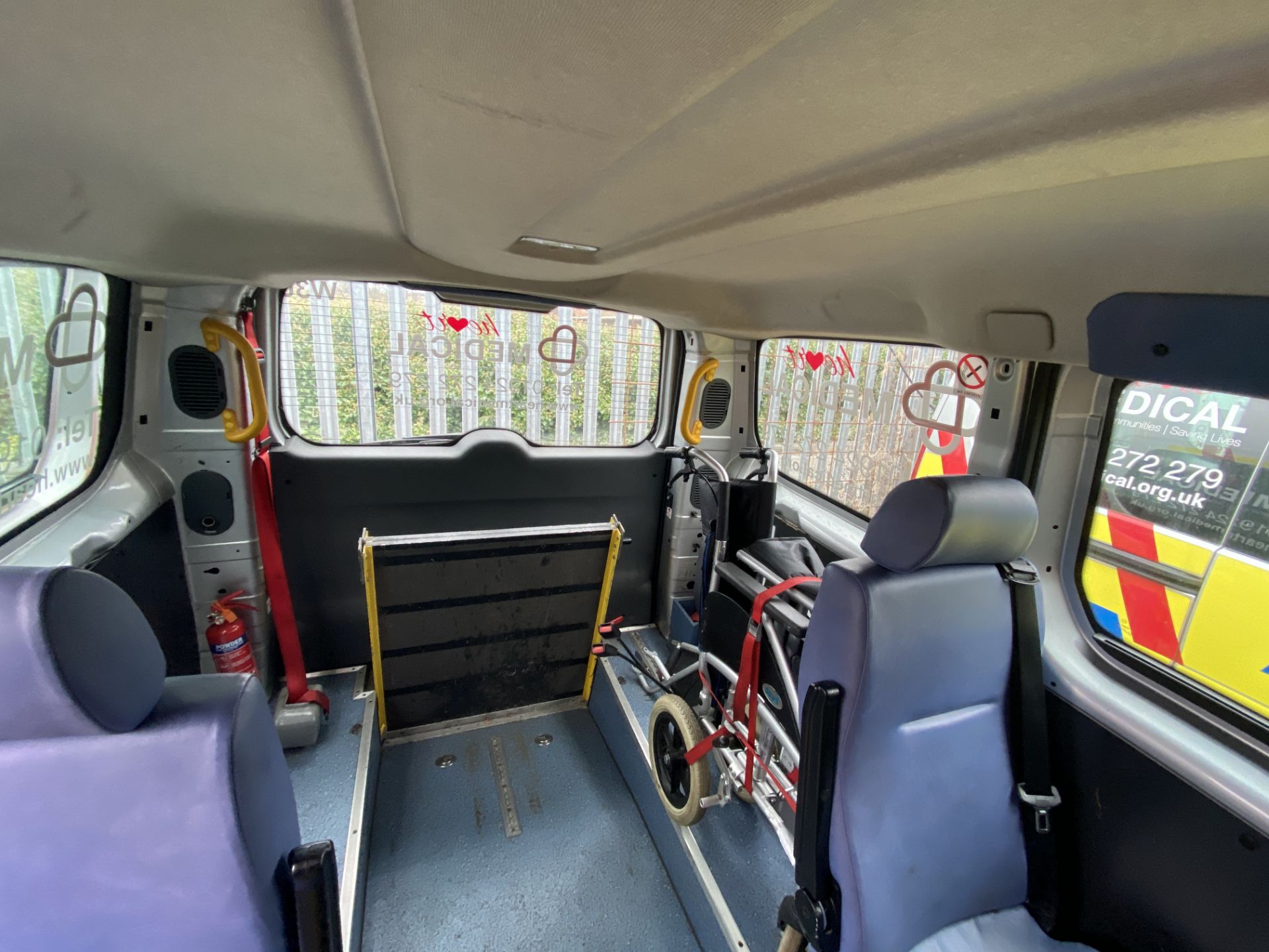 PEUGEOT EXPERT TEPEE COMFORT HDI VAN LIVERIED UP AS AN AMBULANCE - Diesel - Silver. - Image 16 of 16