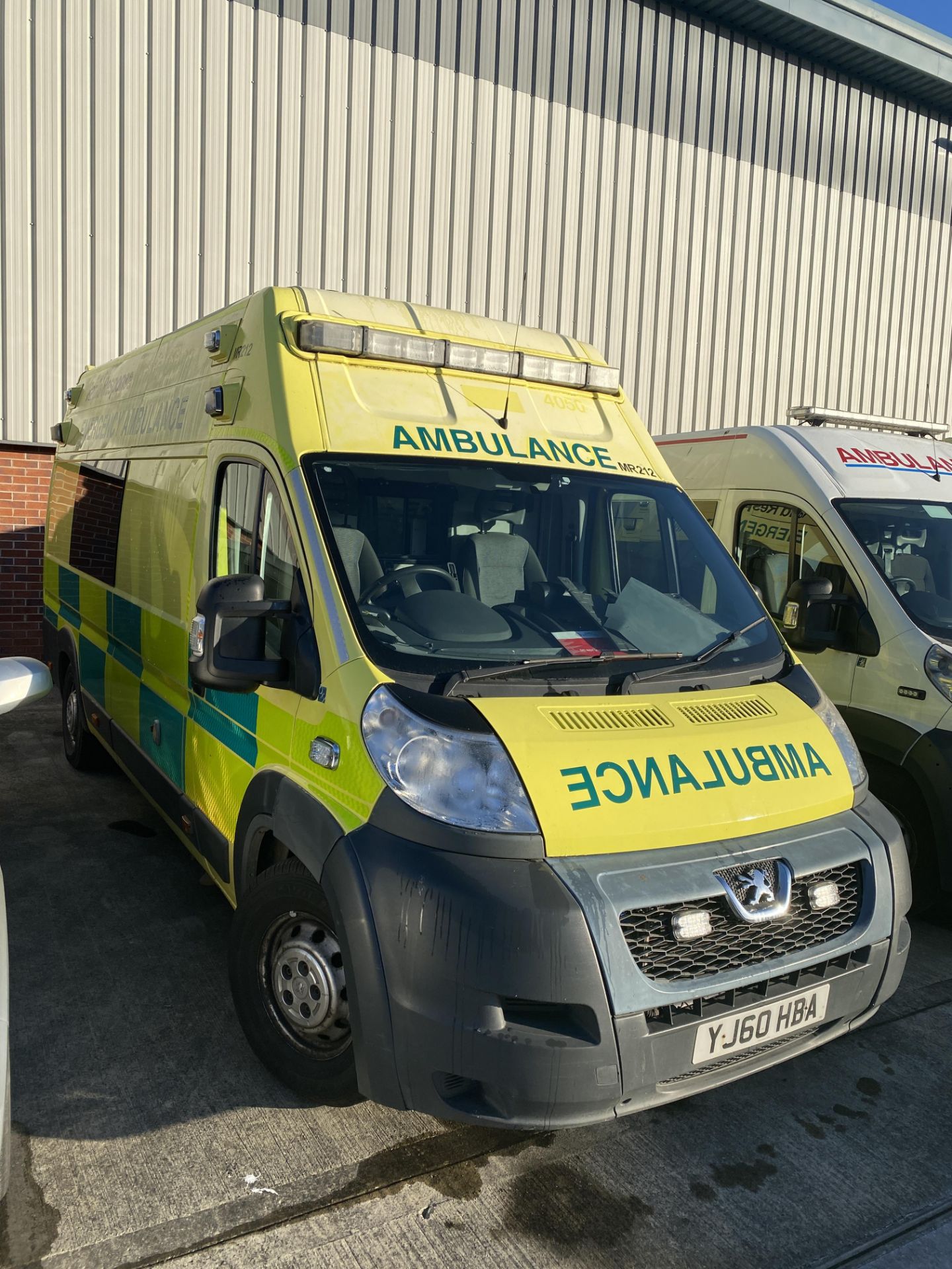 PEUGEOT BOXER 440 L4H3 HDI VAN LIVERIED UP AS AN AMBULANCE - Diesel - Yellow. - Image 13 of 26