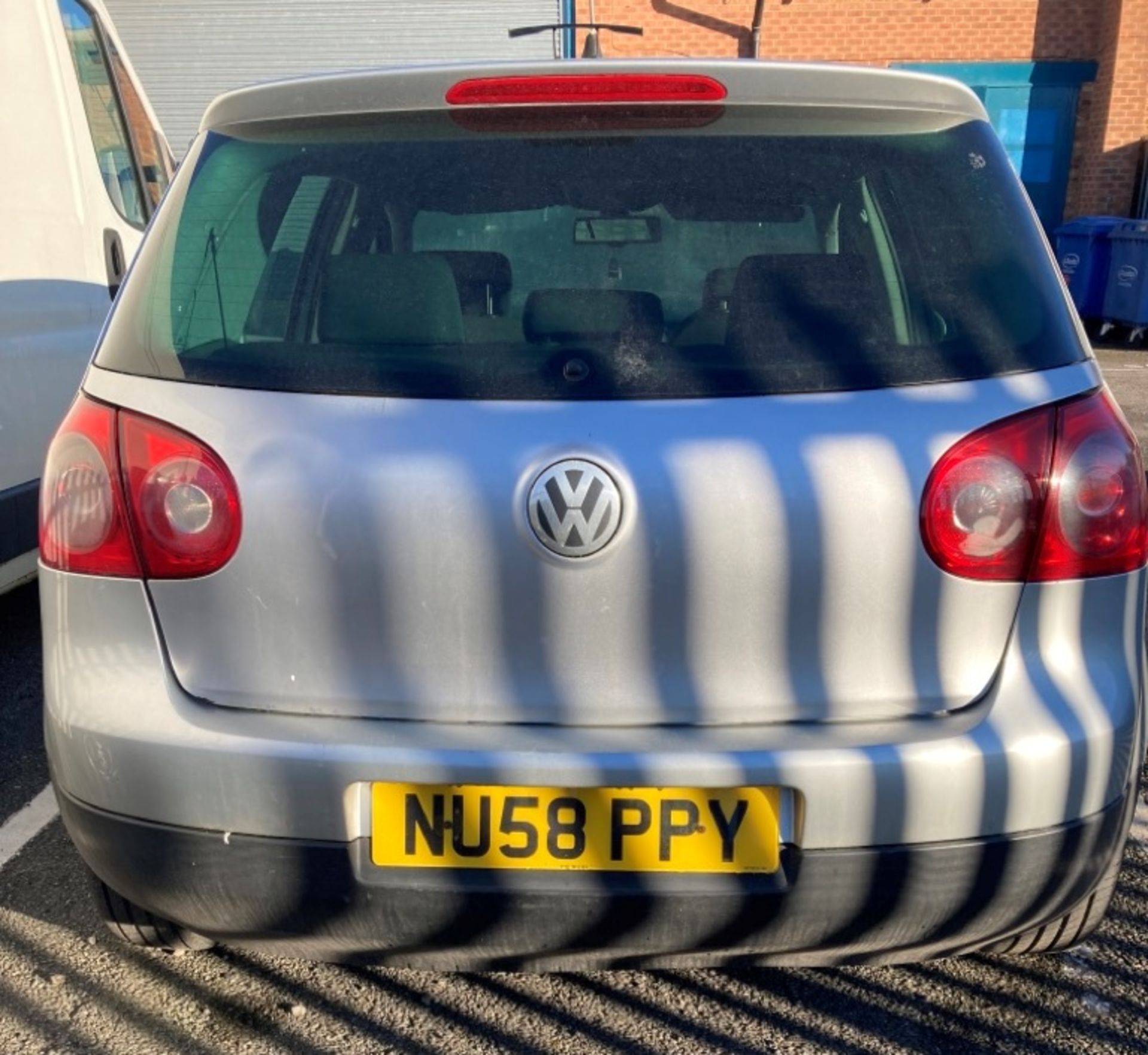 VOLKSWAGEN GOLF MATCH TDi 105 FIVE DOOR HATCHBACK - Diesel - Silver. - Image 2 of 10