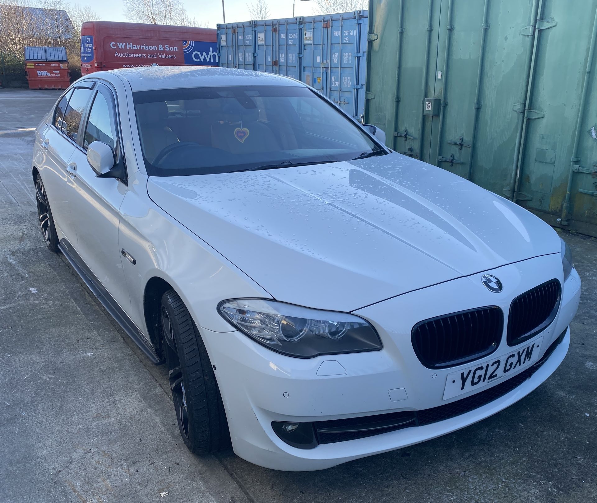 BMW 520D EFFICIENTDYNAMICS FOUR DOOR SALOON - Diesel - White. - Image 18 of 32