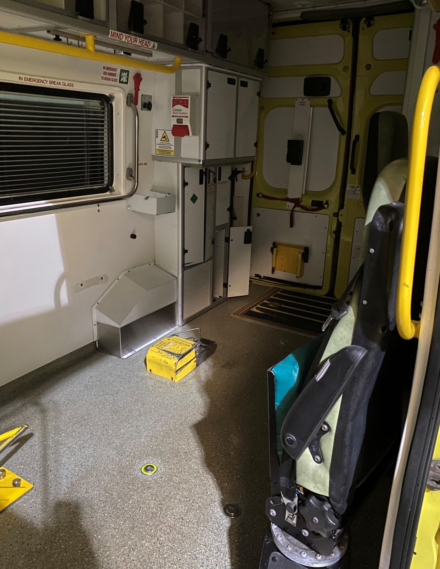 PEUGEOT BOXER 440 L4H3 HDI VAN LIVERIED UP AS AN AMBULANCE - Diesel - Yellow. - Image 3 of 26