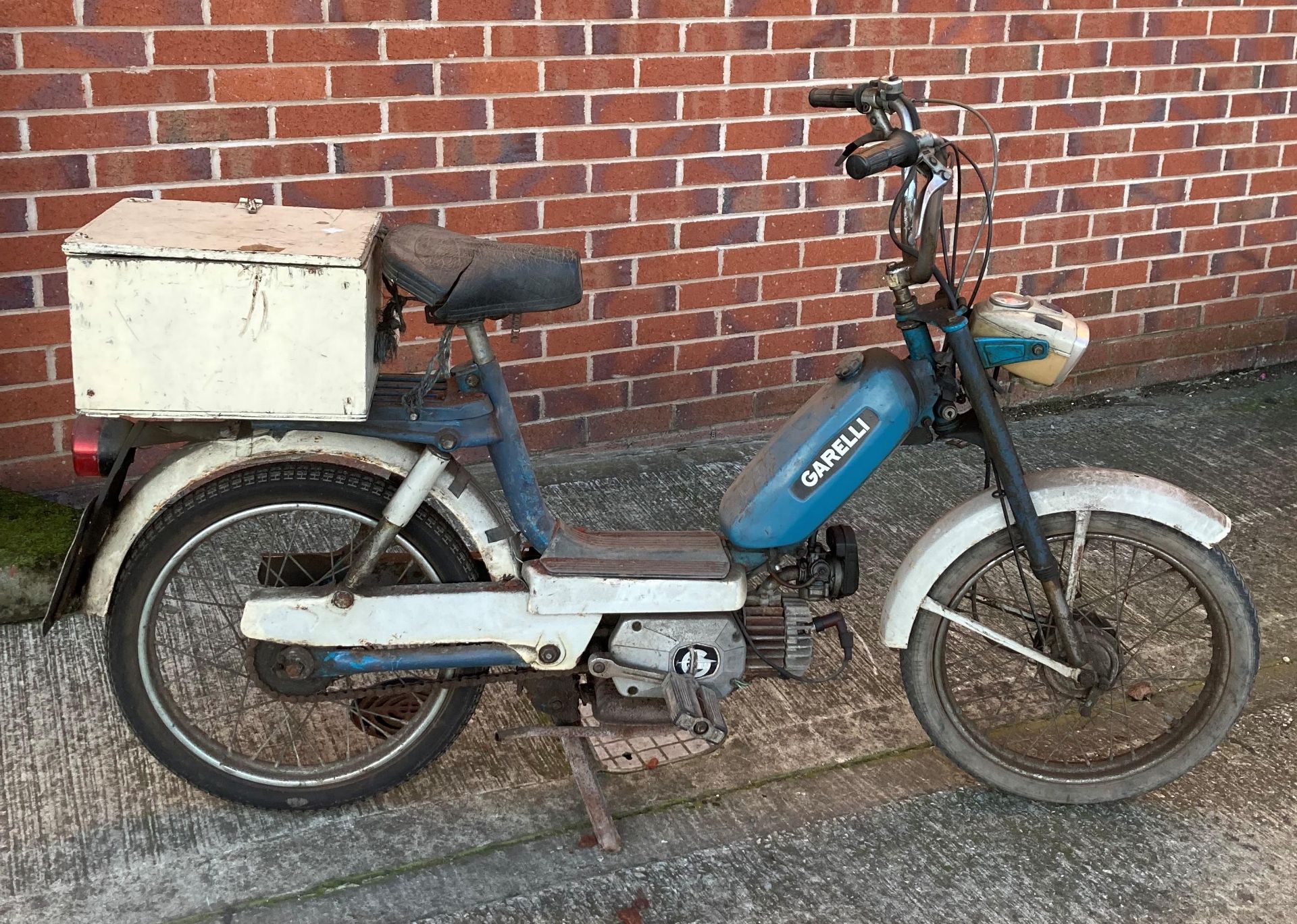 GARELLI 49cc MOPED - Petrol - Blue. - Image 2 of 10