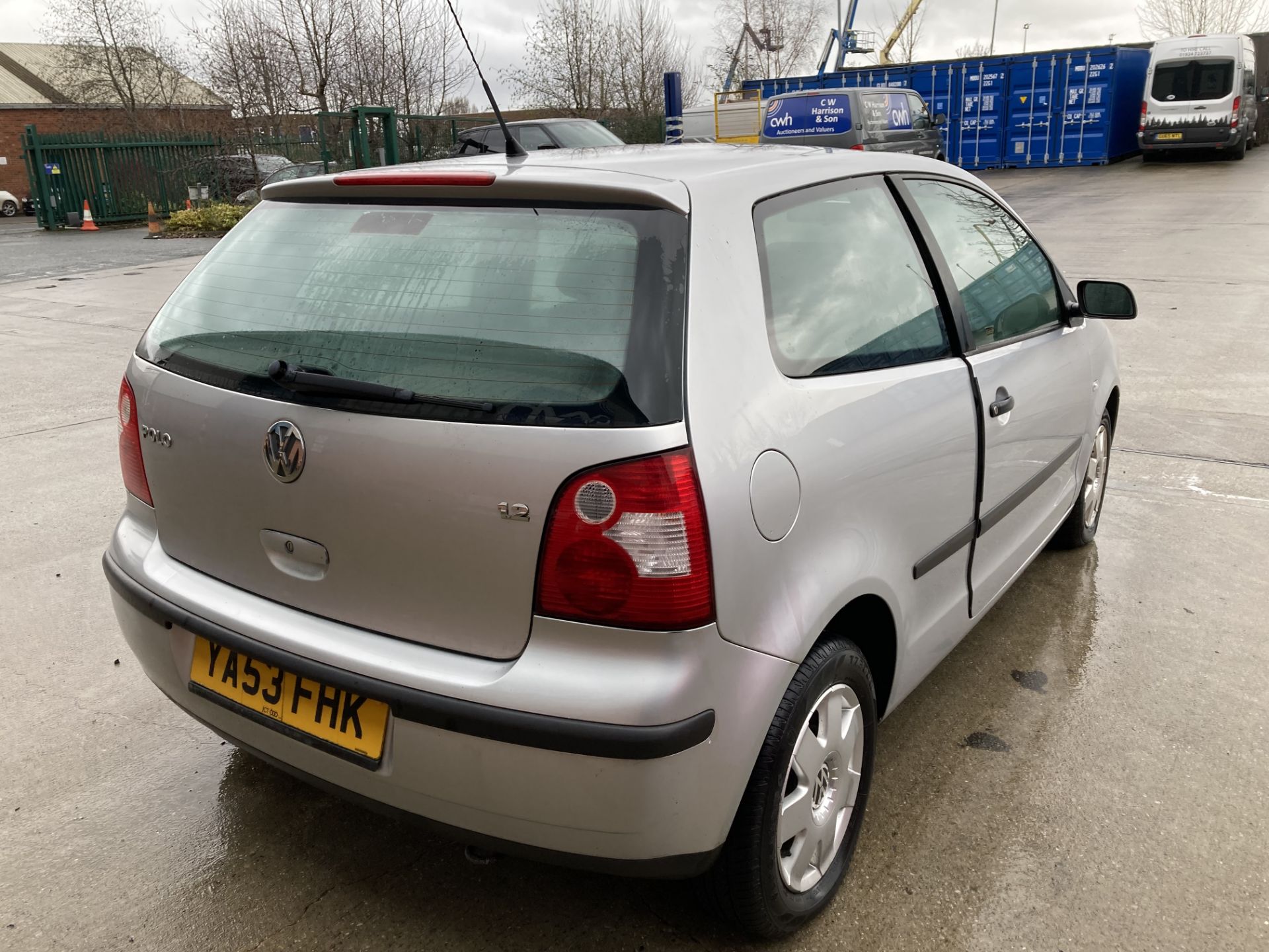 VOLKSWAGEN POLO 1.2 TWIST THREE DOOR HATCHBACK - Petrol - Silver. - Image 4 of 5