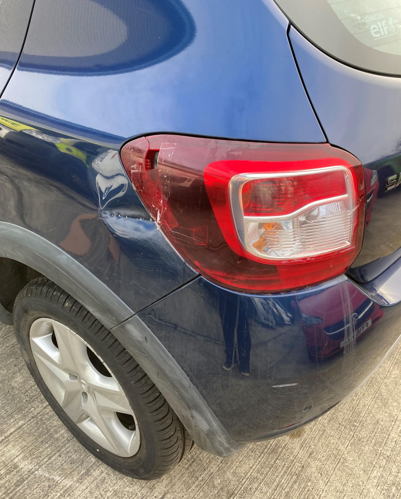 DACIA SANDERO STEPWAY LAUREATE 1.5 DCi FIVE DOOR HATCHBACK - Diesel - Blue. - Image 5 of 14