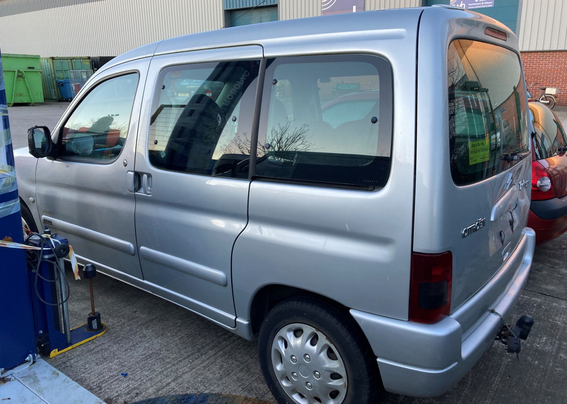 CITROEN BERLINGO MULTI-SPACE FORTE 1.9D MPV - Diesel - Silver. - Image 5 of 8