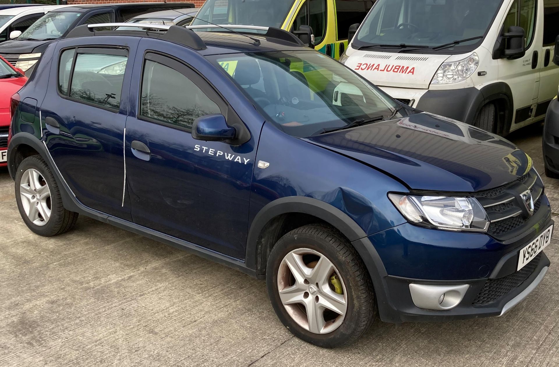 DACIA SANDERO STEPWAY LAUREATE 1.5 DCi FIVE DOOR HATCHBACK - Diesel - Blue. - Image 2 of 14