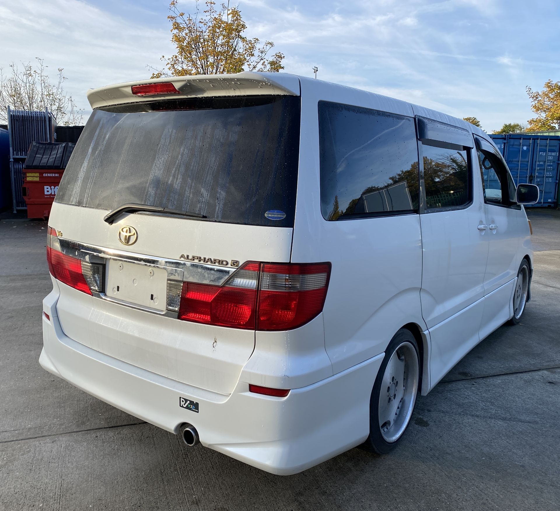 TOYOTA ALPHARD G V6 3. - Image 8 of 22