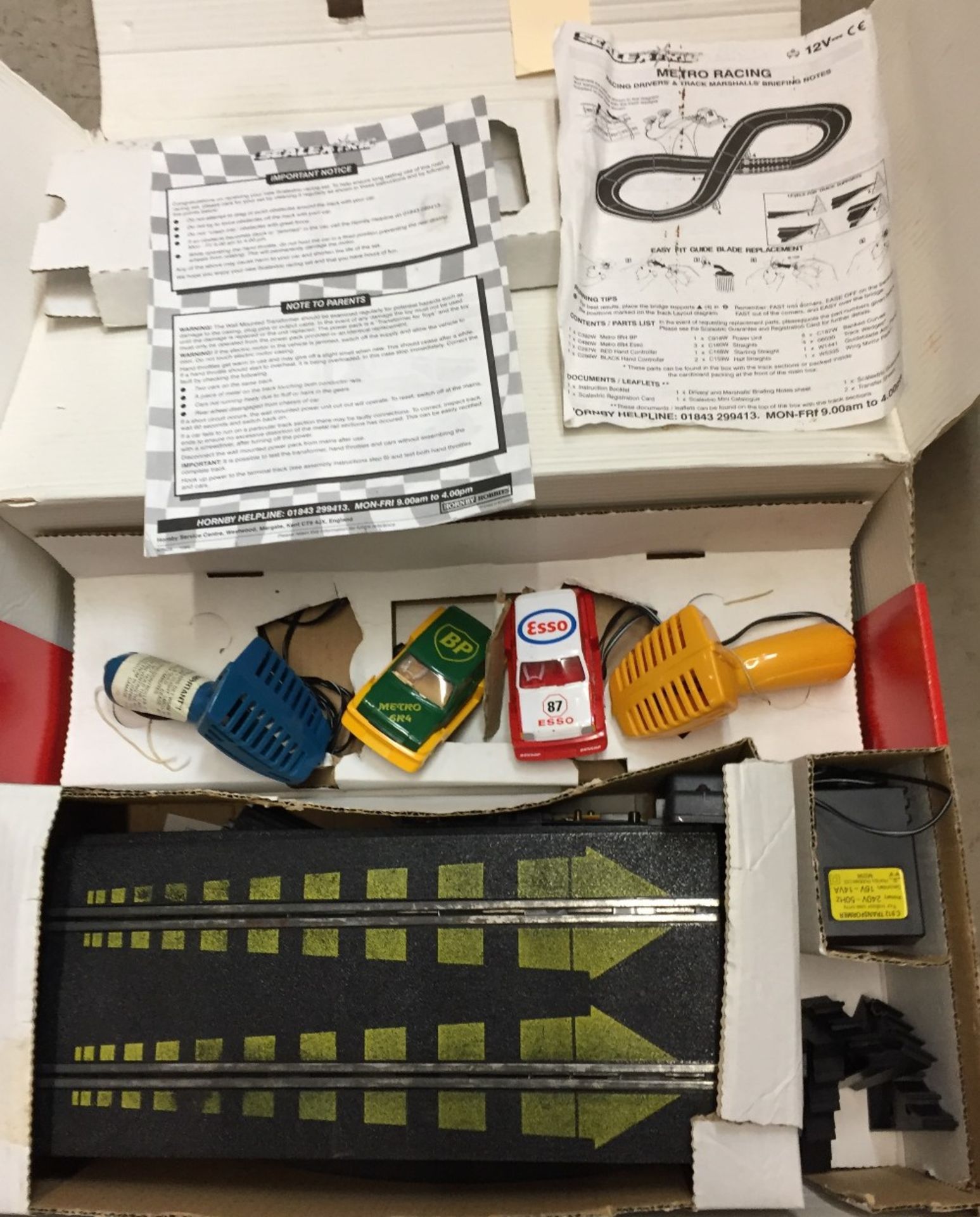 A Scalextric two car figure of eight Metro racing set model C 552 - boxed but play worn (saleroom - Image 2 of 2