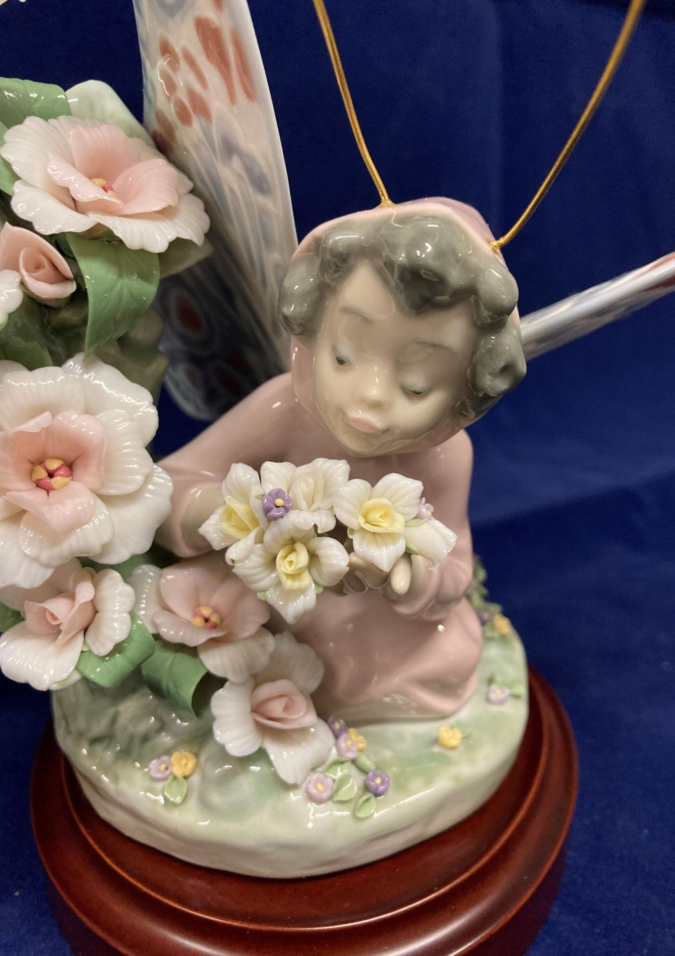 Two Lladro fairy figures with wooden bases and boxes - Floral Admiration and Floral Fantasy - Image 15 of 24