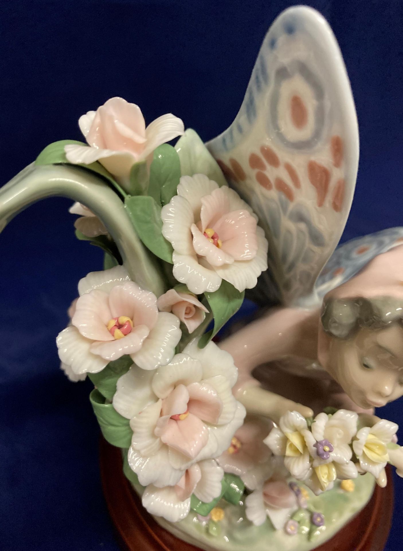 Two Lladro fairy figures with wooden bases and boxes - Floral Admiration and Floral Fantasy - Image 14 of 24