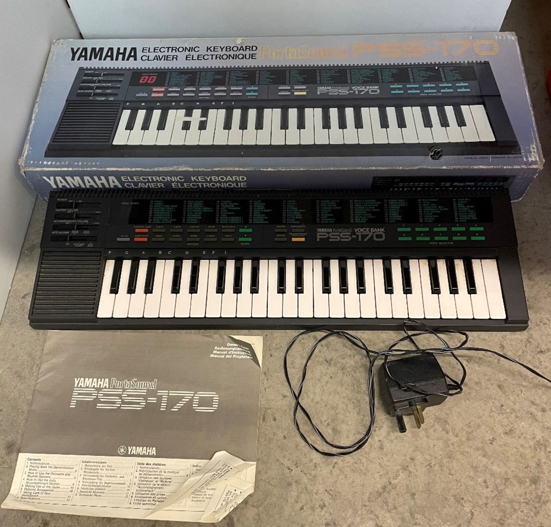 Yamaha PSS-170 PortaSound Electronic Keyboard with box,