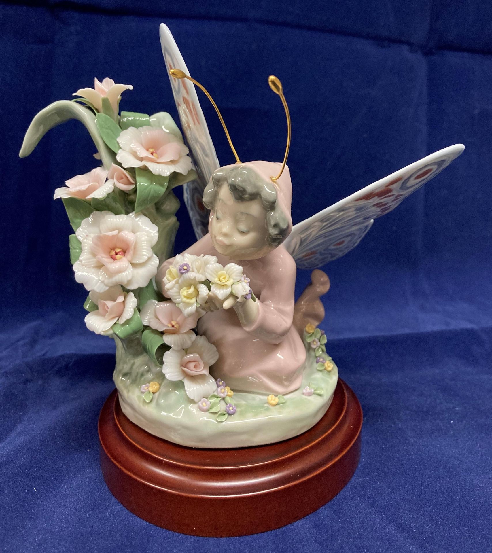 Two Lladro fairy figures with wooden bases and boxes - Floral Admiration and Floral Fantasy - Image 13 of 24