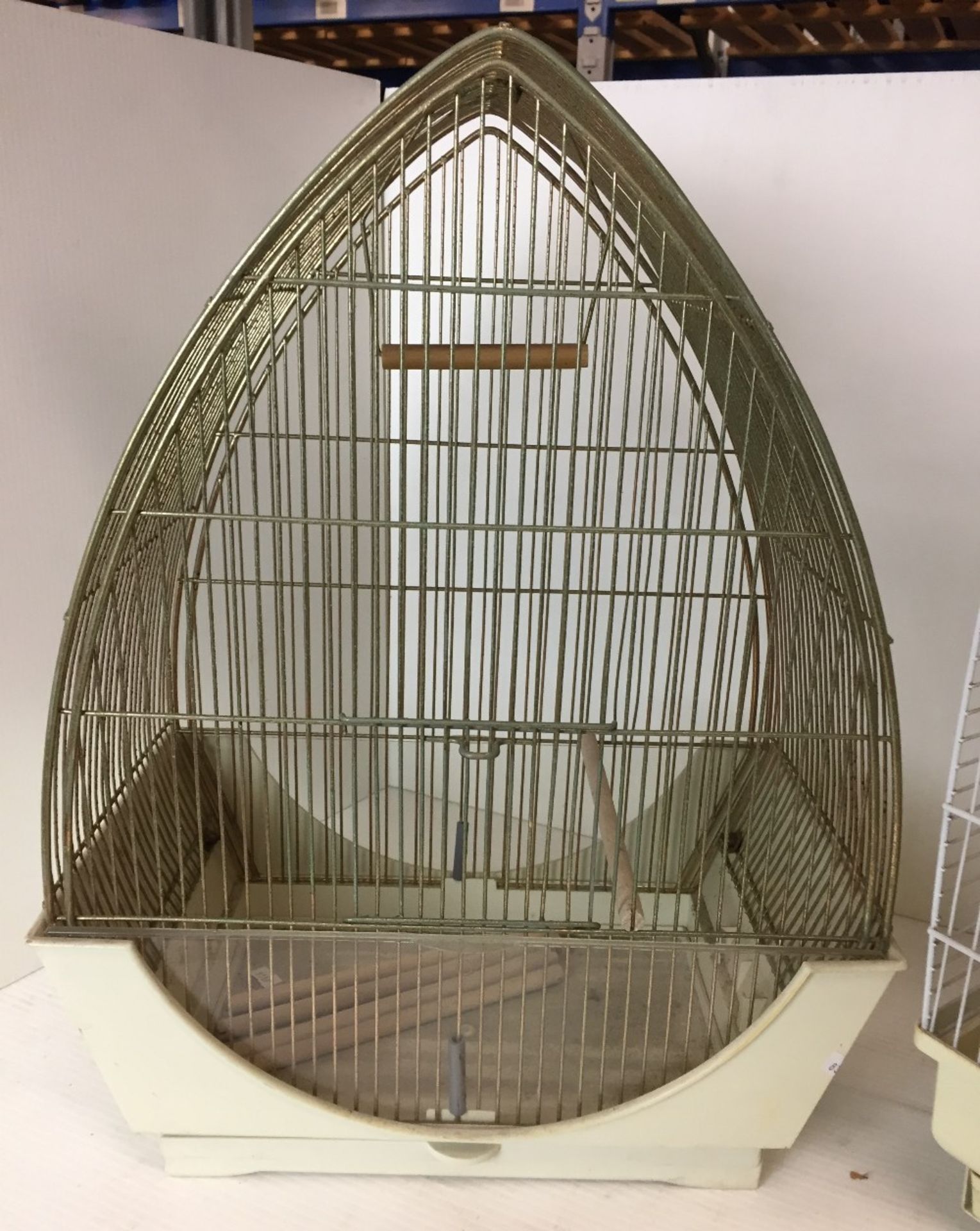 Two bird cages - one 51 x 29 x 48cm high and the other 40 max x 25 x 52cm high and bird cage - Image 3 of 4