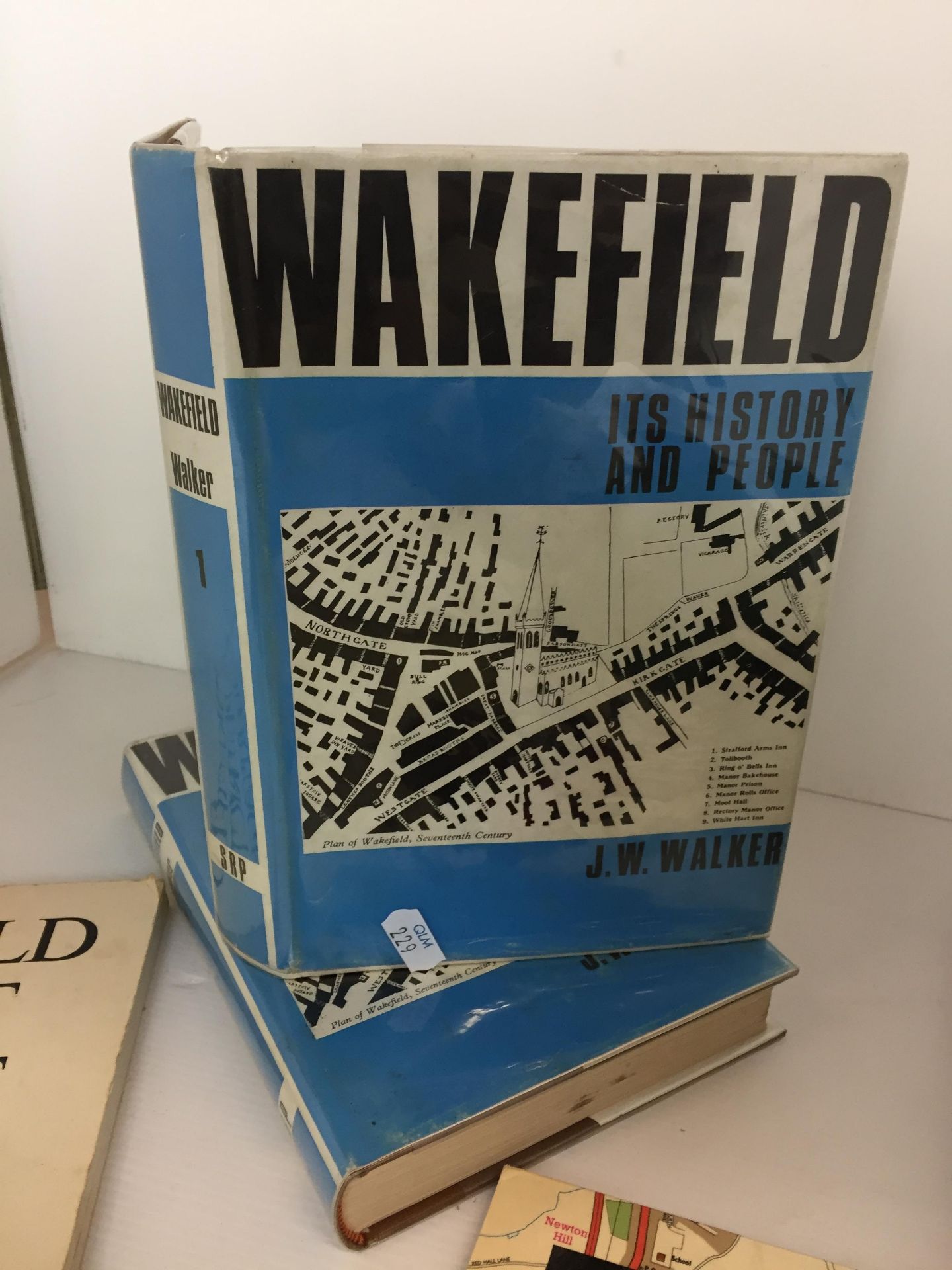 Nine Wakefield related items - volumes 1 and 2 J W Walker Wakefield History and other books, - Image 5 of 5