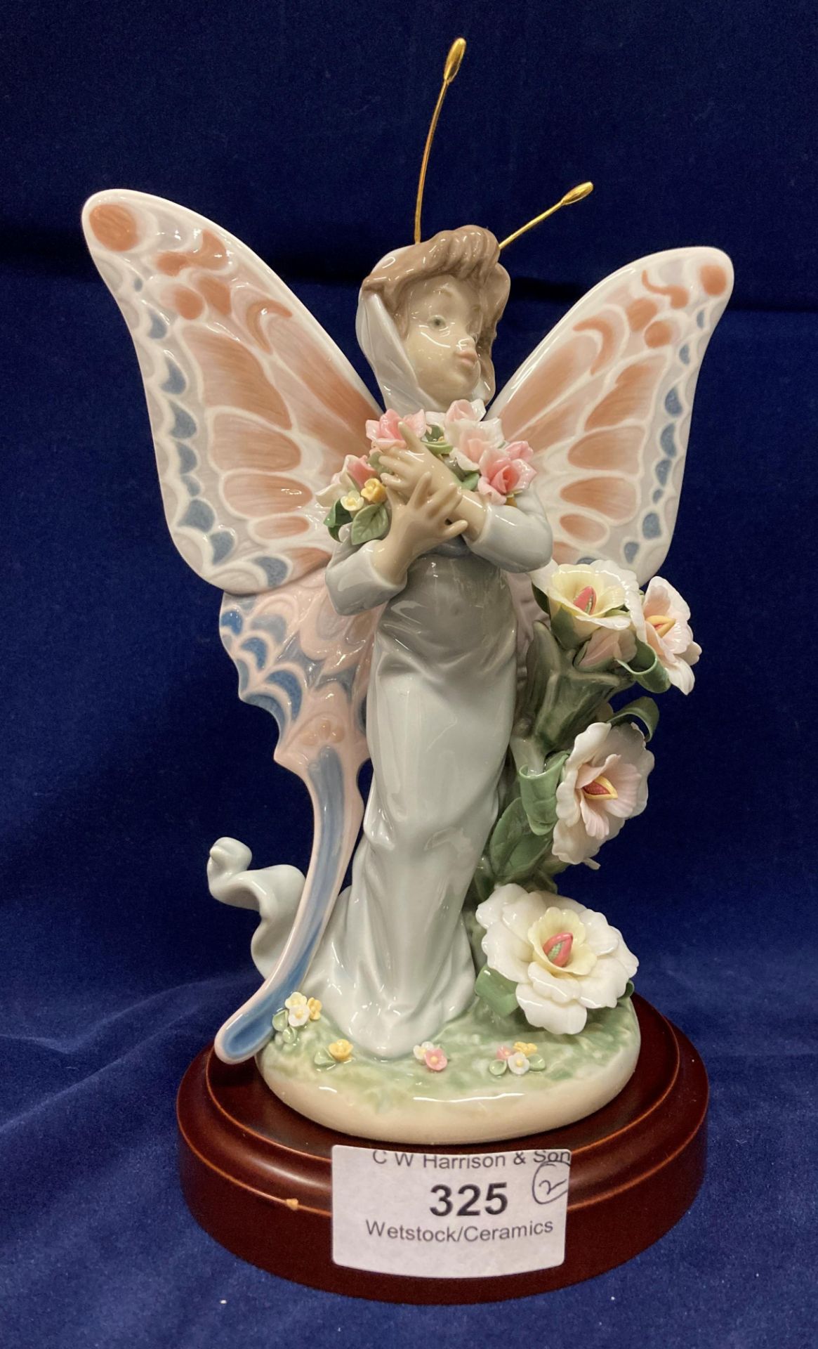 Two Lladro fairy figures with wooden bases and boxes - Floral Admiration and Floral Fantasy - Image 6 of 24