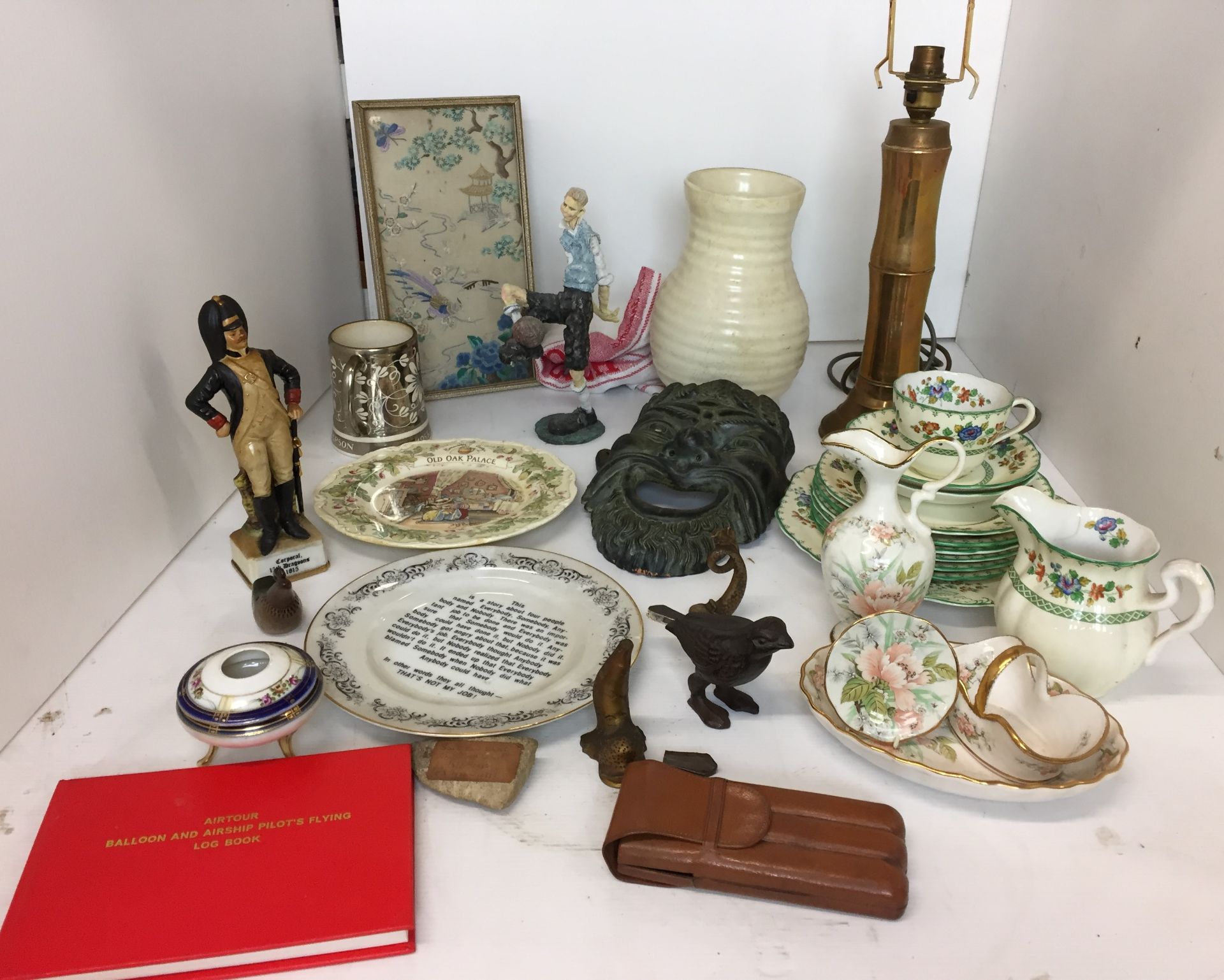 Thirty plus items including eleven pieces of Spode Copeland's china Strathmere tea service (repair