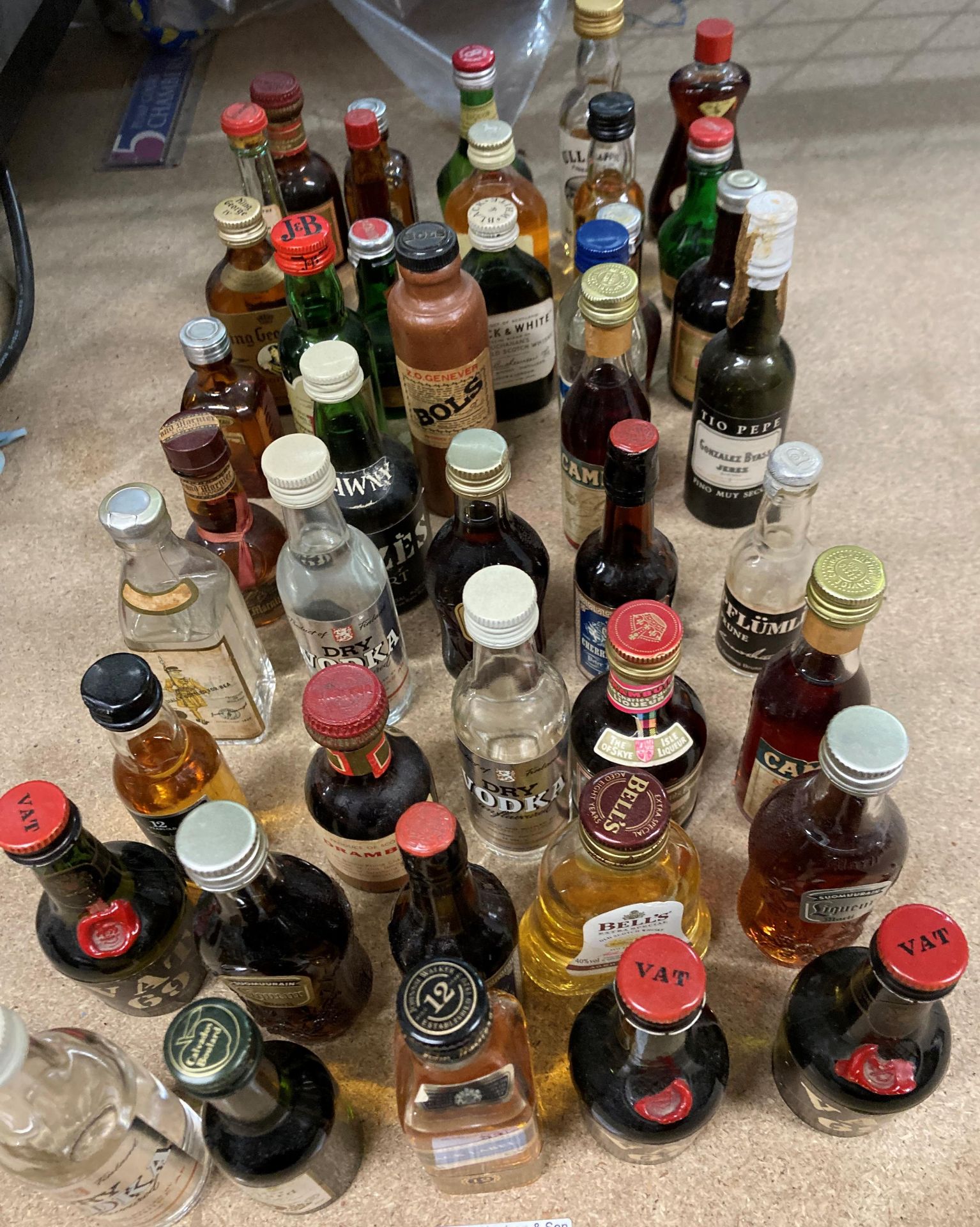A collection of over forty full and part bottles of miniature spirits and liqueurs (Saleroom - Image 2 of 2
