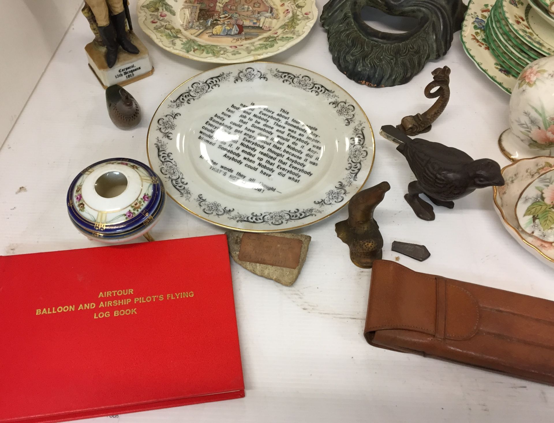 Thirty plus items including eleven pieces of Spode Copeland's china Strathmere tea service (repair - Image 2 of 5