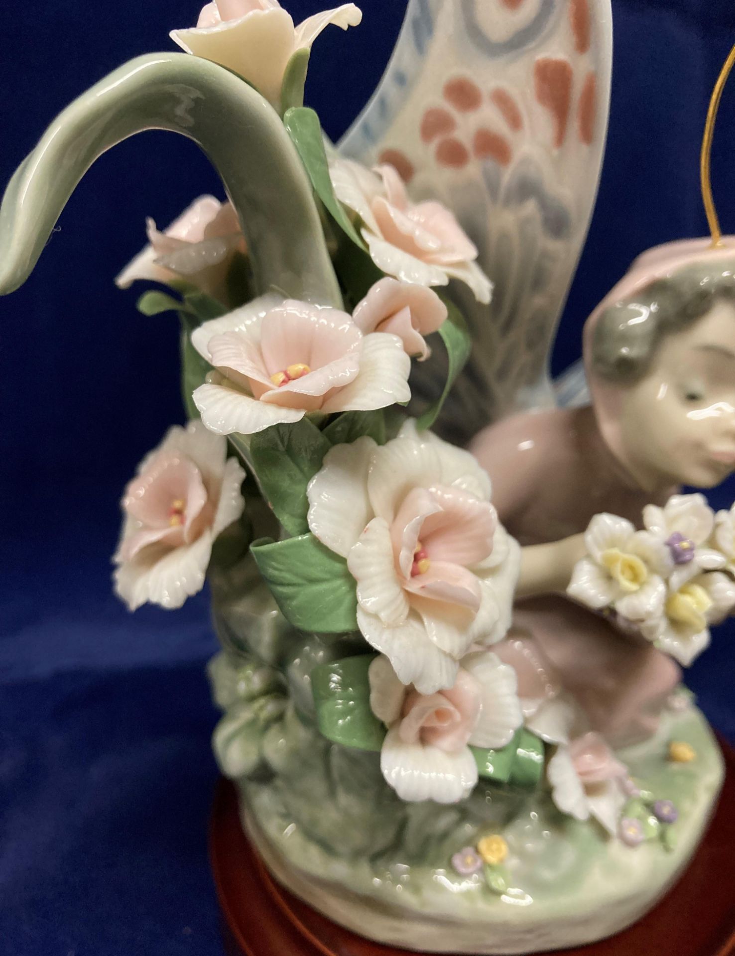 Two Lladro fairy figures with wooden bases and boxes - Floral Admiration and Floral Fantasy - Image 17 of 24