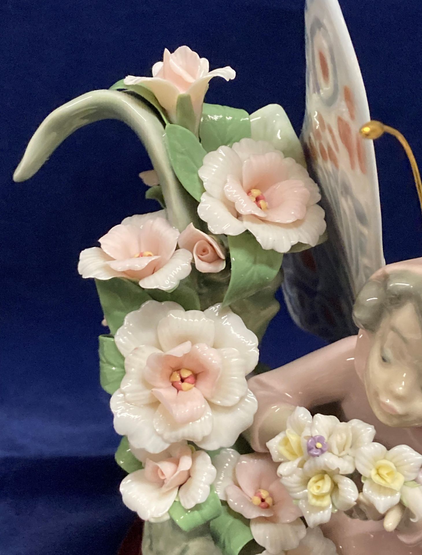 Two Lladro fairy figures with wooden bases and boxes - Floral Admiration and Floral Fantasy - Image 23 of 24