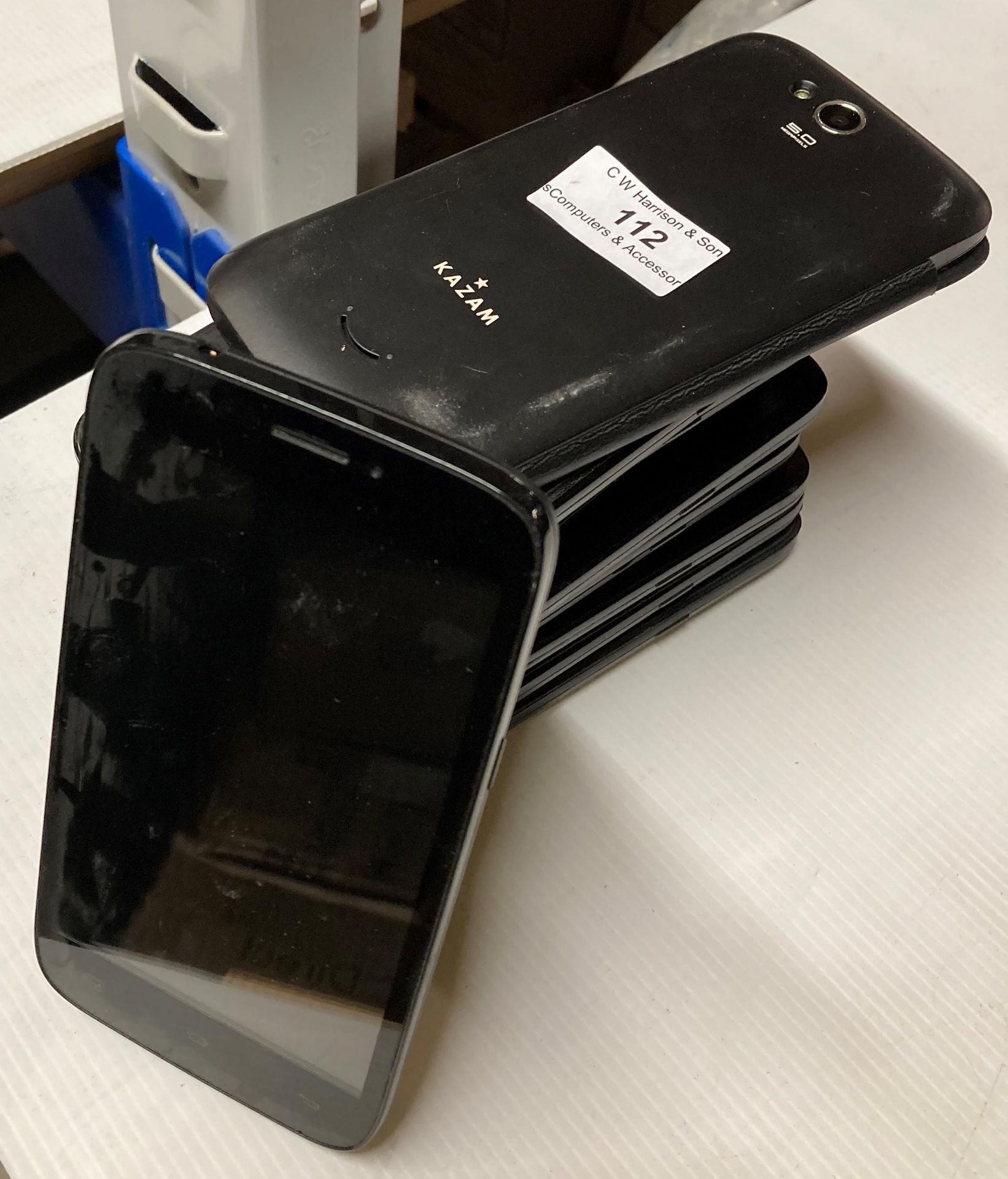 10 x Kazam 5MP Mobile Phones - no chargers (Saleroom location: F11)