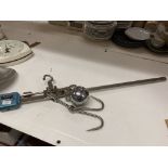 Avery door or rack weighing scales to weigh up to 300lbs (saleroom location: D05)
