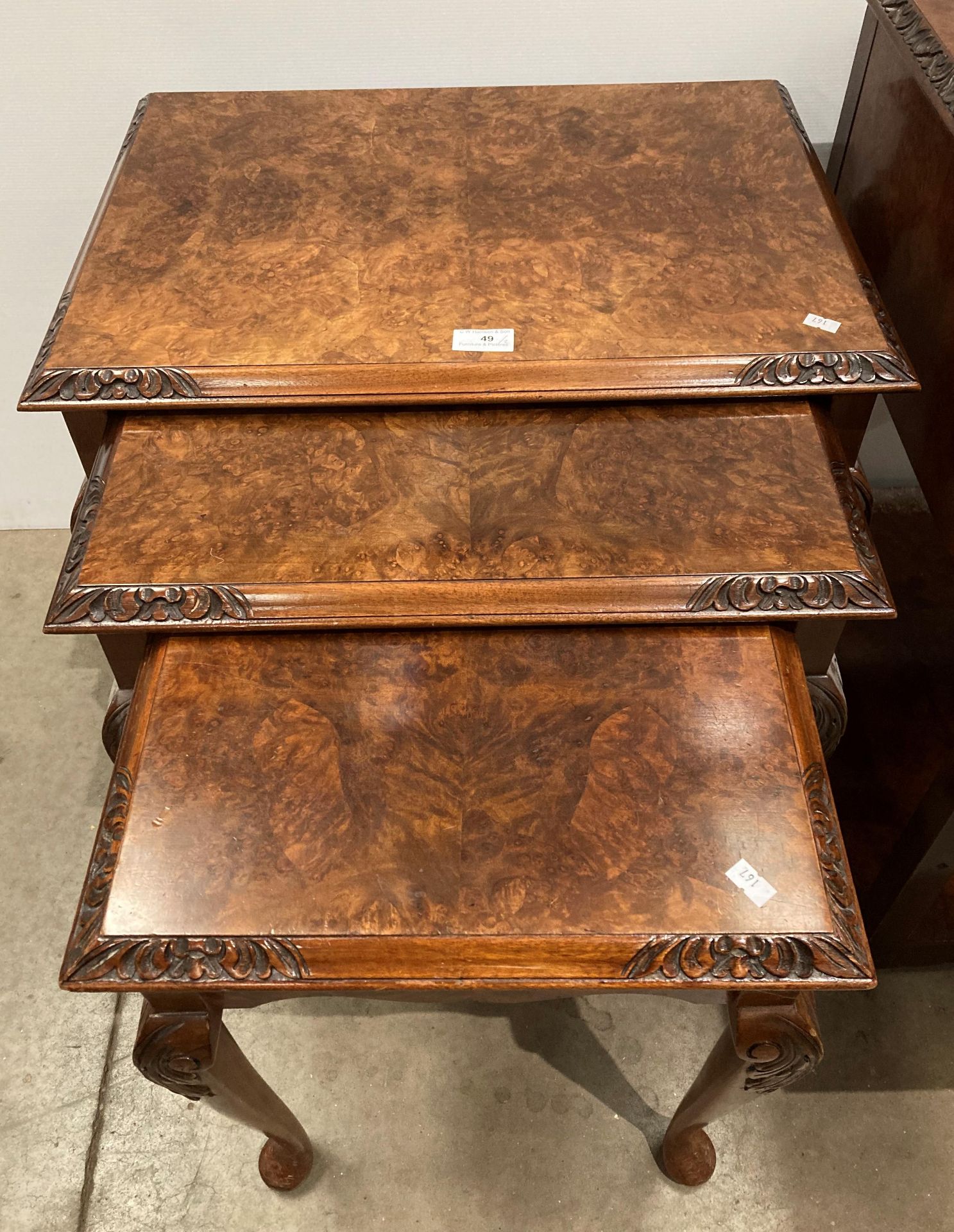 Burr walnut nest of three tables and a burr walnut single drawer side unit with under tray - Image 3 of 3