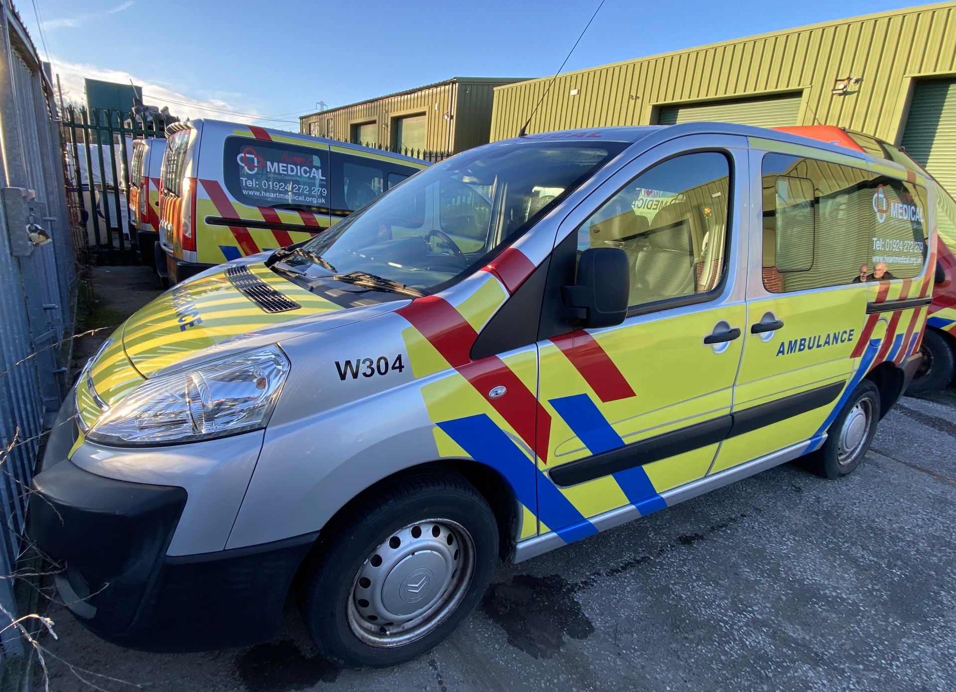 CITROEN DISPATCH COMBI L1H1 HDI MPV LIVERIED UP AS AN AMBULANCE - Diesel - Silver.