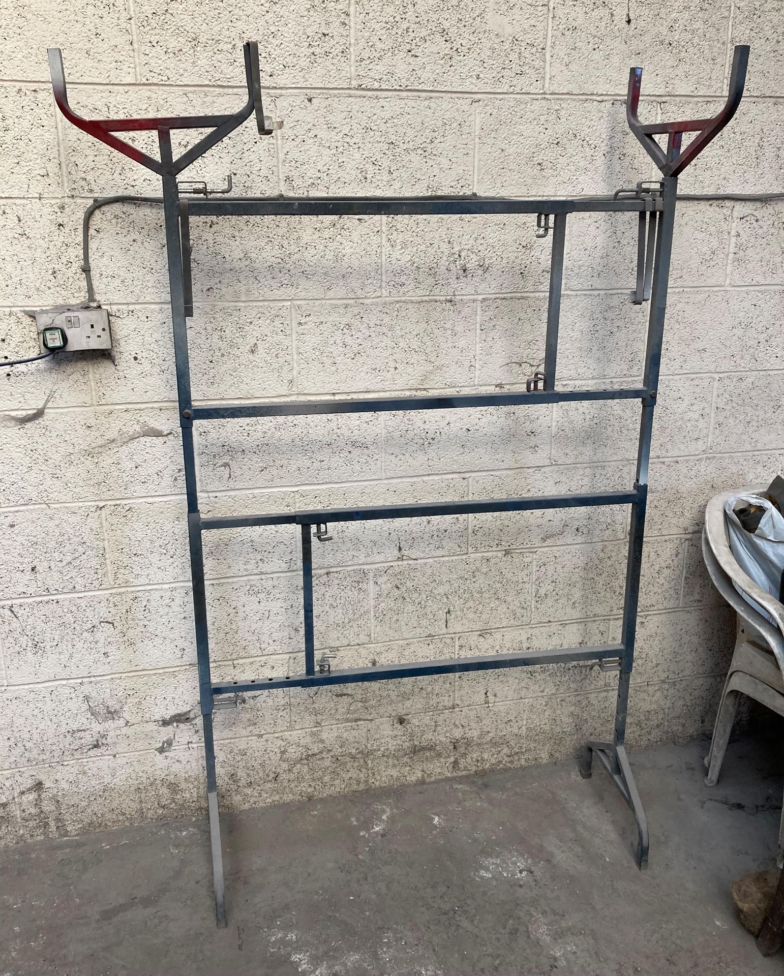 Adjustable drying rack (185cm x 105cm)