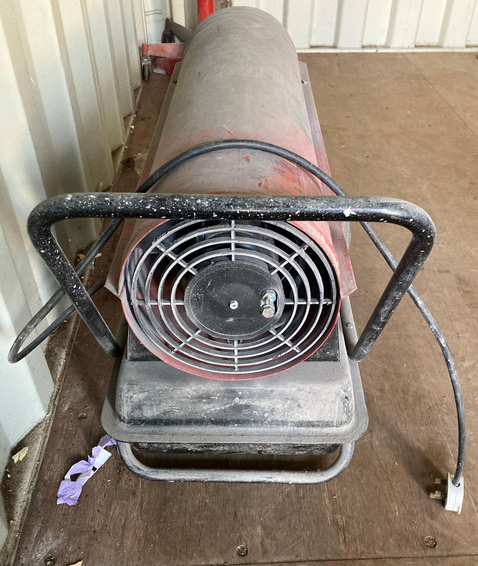 Clarke XR 105 diesel/paraffin space heater (Saleroom Location: CON 3) - Image 3 of 3