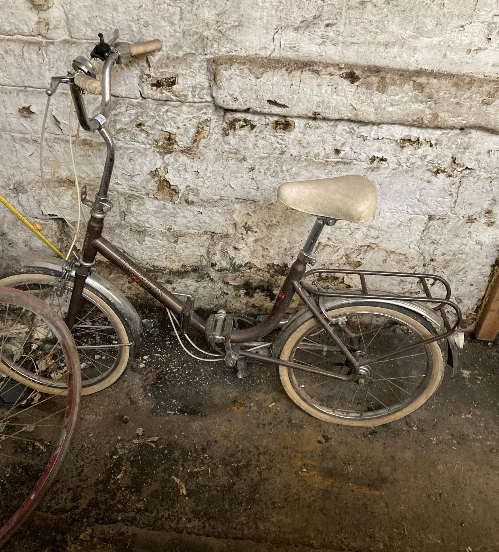 HERCULES folda vintage folding ladies bike and a KINGSTON Panache 10 speed road bike 22" frame - Image 3 of 3