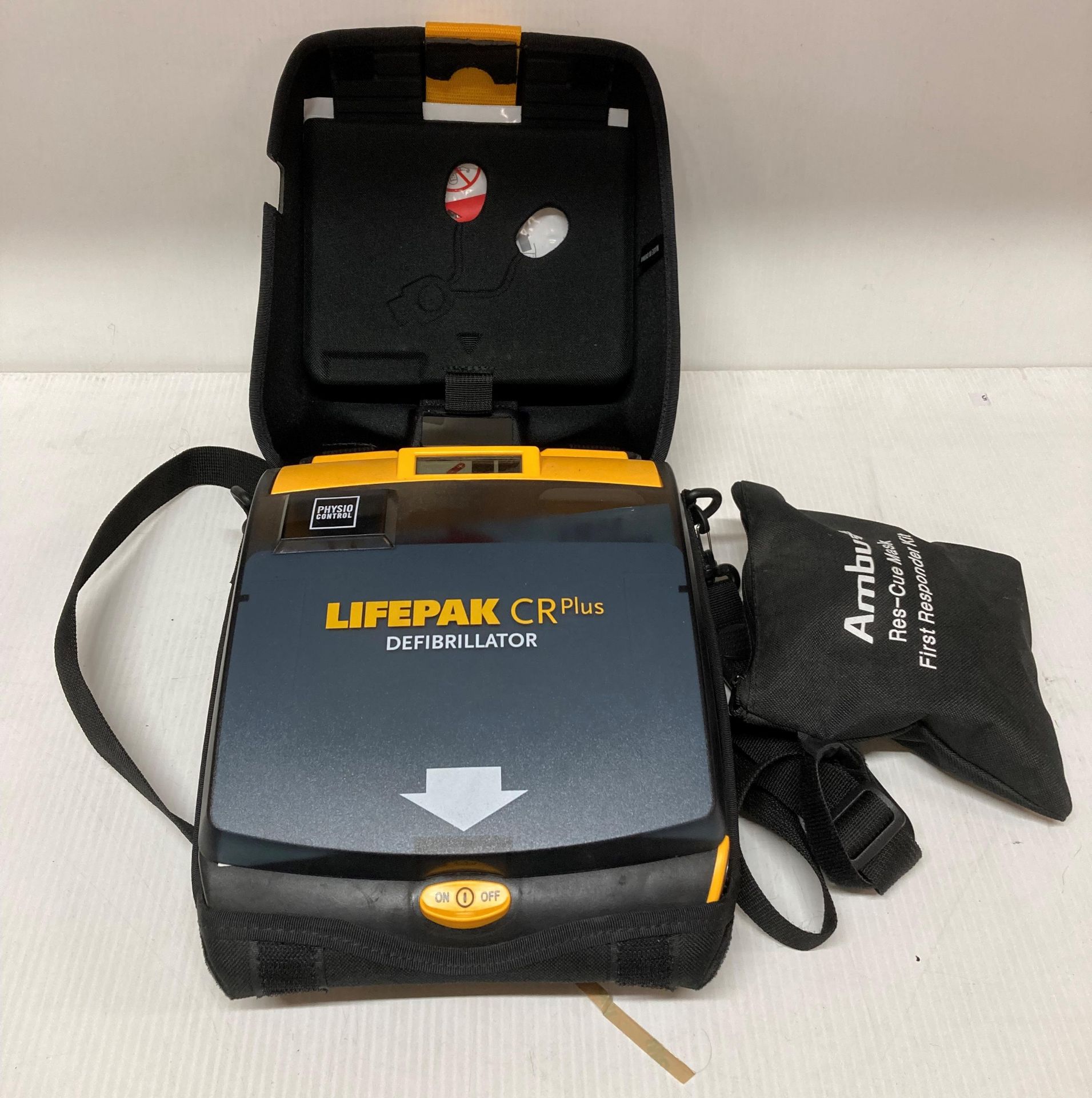 LifePak CR plus defibrillator by Physio control in a carrying case (saleroom location: Y01)