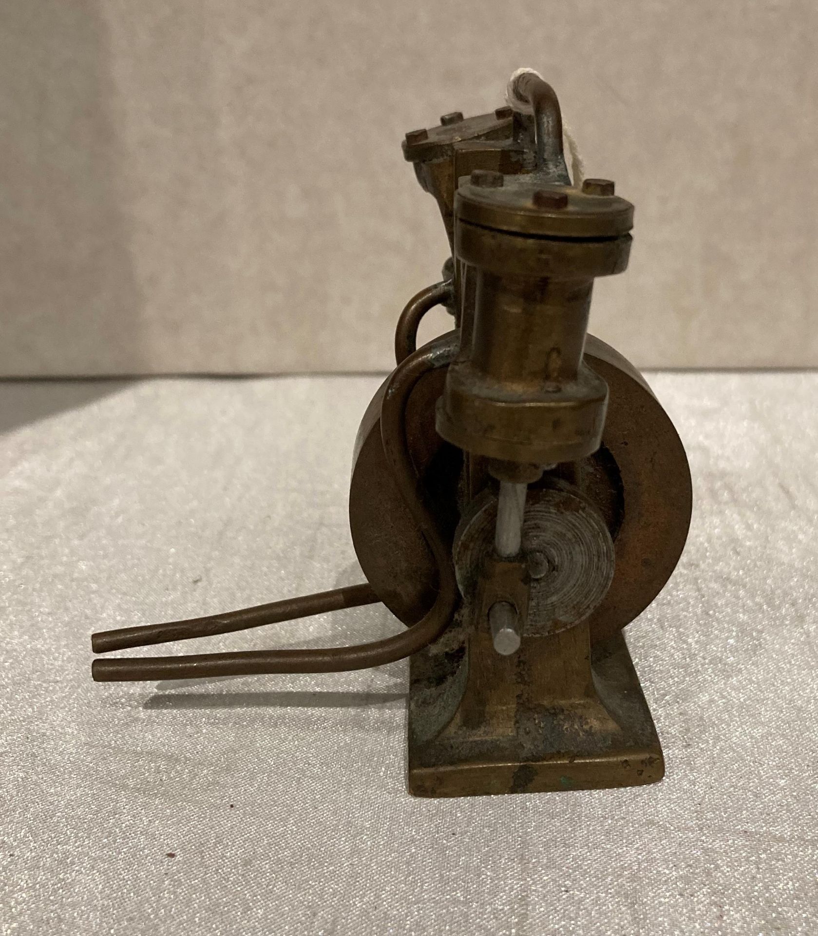 A Blackgates Engineering vertical twin oscillator model steam engine 1/4" base, - Image 2 of 4