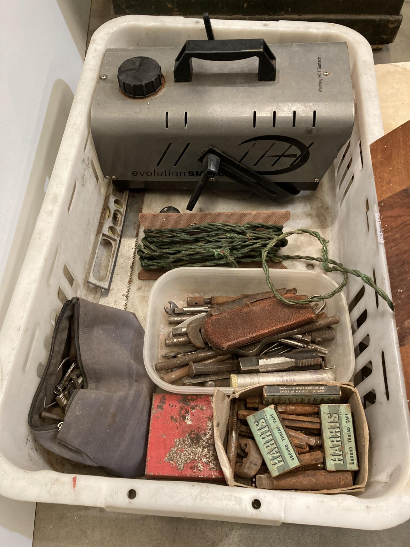 Contents to crate - tap and die sets, measuring equipment, chisels, - Image 2 of 2