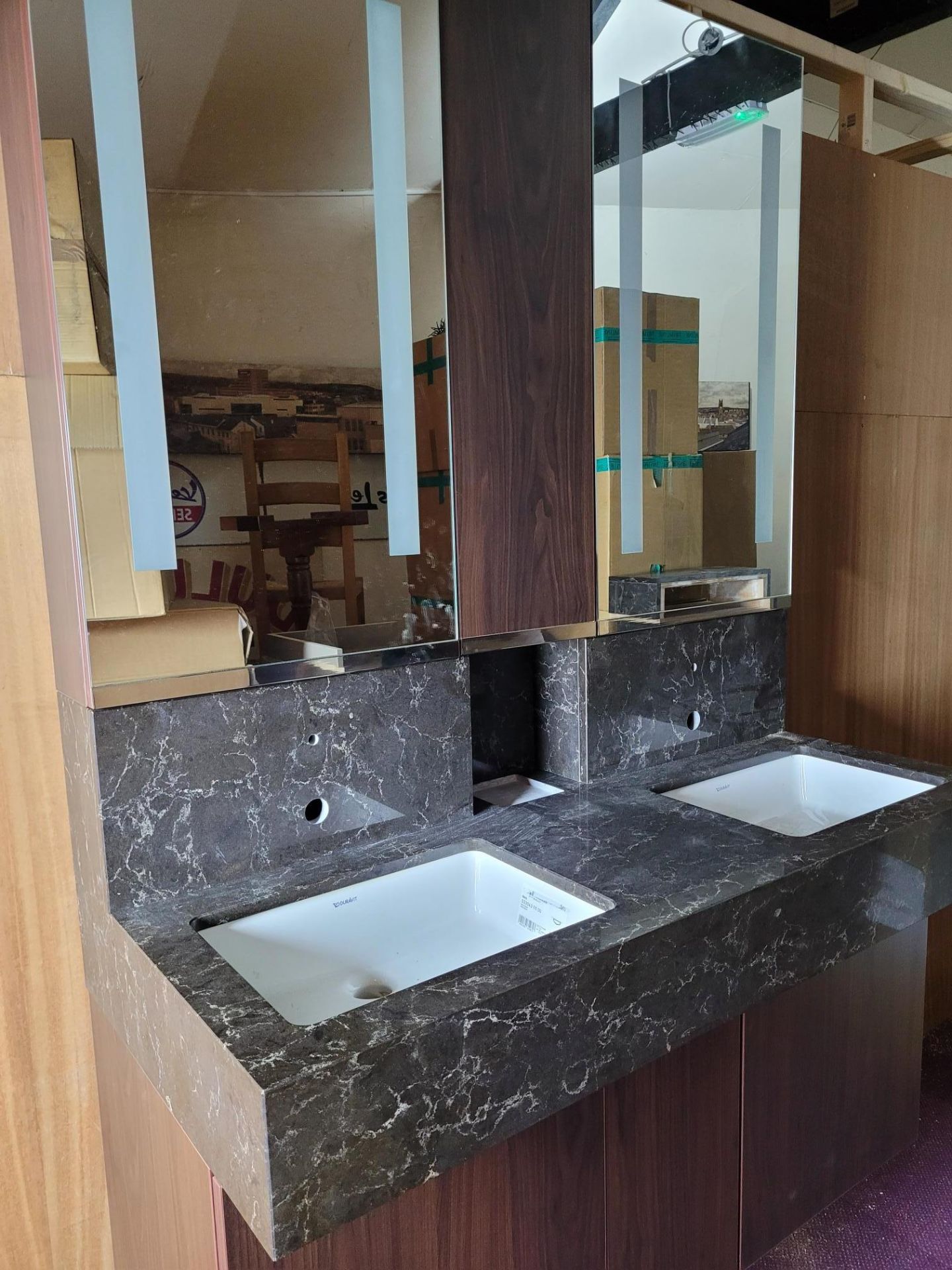 Bespoke twin basin black variegated granite bathroom sink unit, with mirrored cabinets, - Image 6 of 11