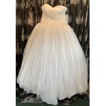 Izmir Bridal ball gown with built in hoops, ivory, size UK 18.