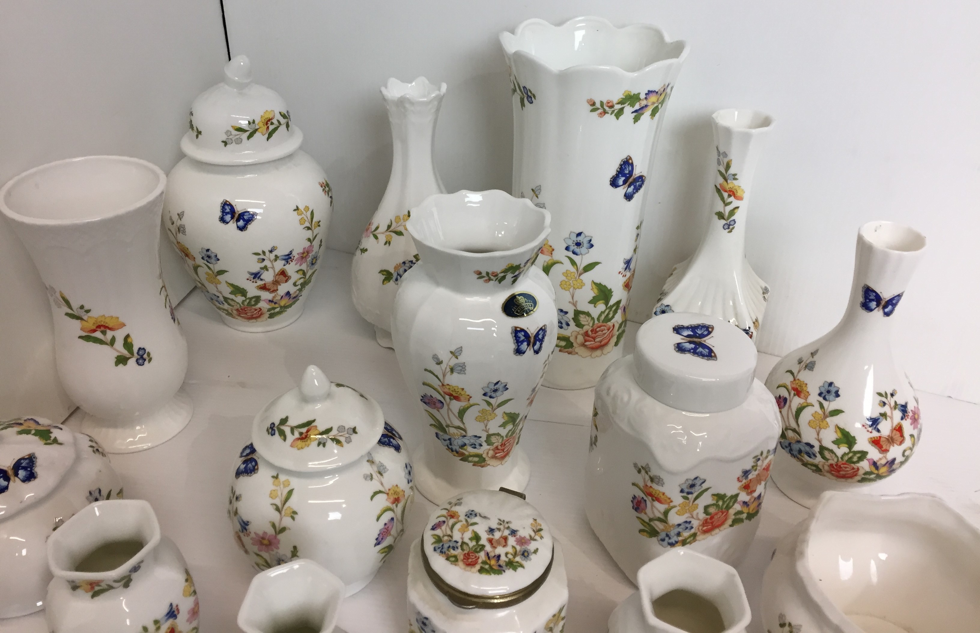 Twenty one pieces of Aynsley Cottage Garden including vases 8 to 22cm high and lidded Owl jar 9cm - Image 2 of 3