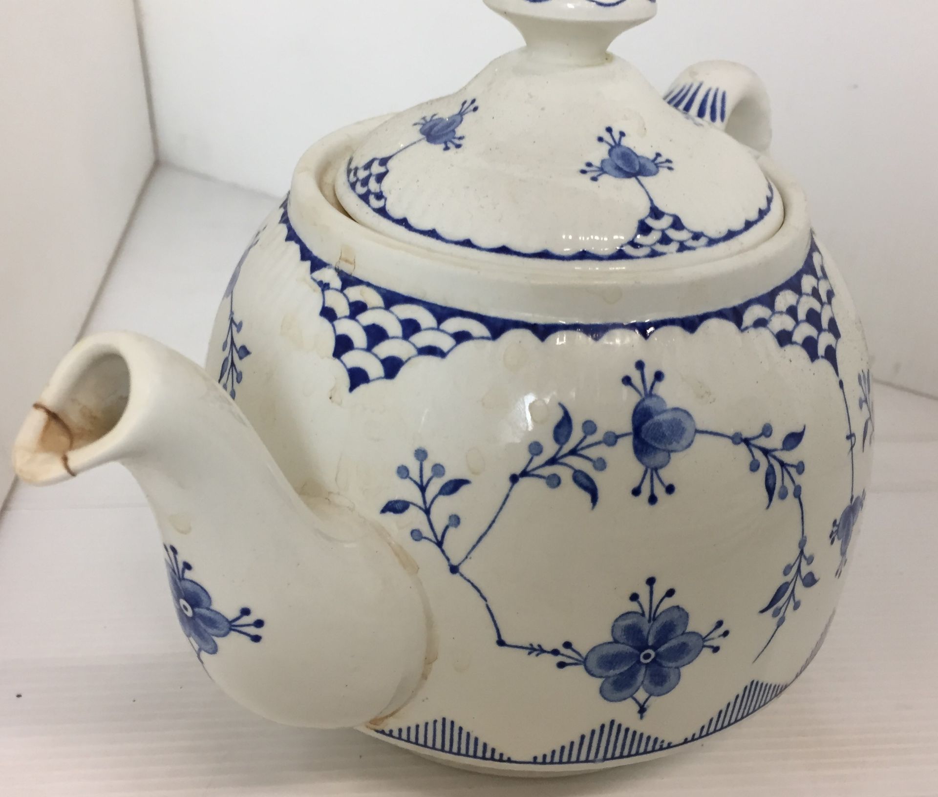 Twenty nine pieces of Masons and Furnivals Denmark blue and white tea service including teapot - Image 2 of 4