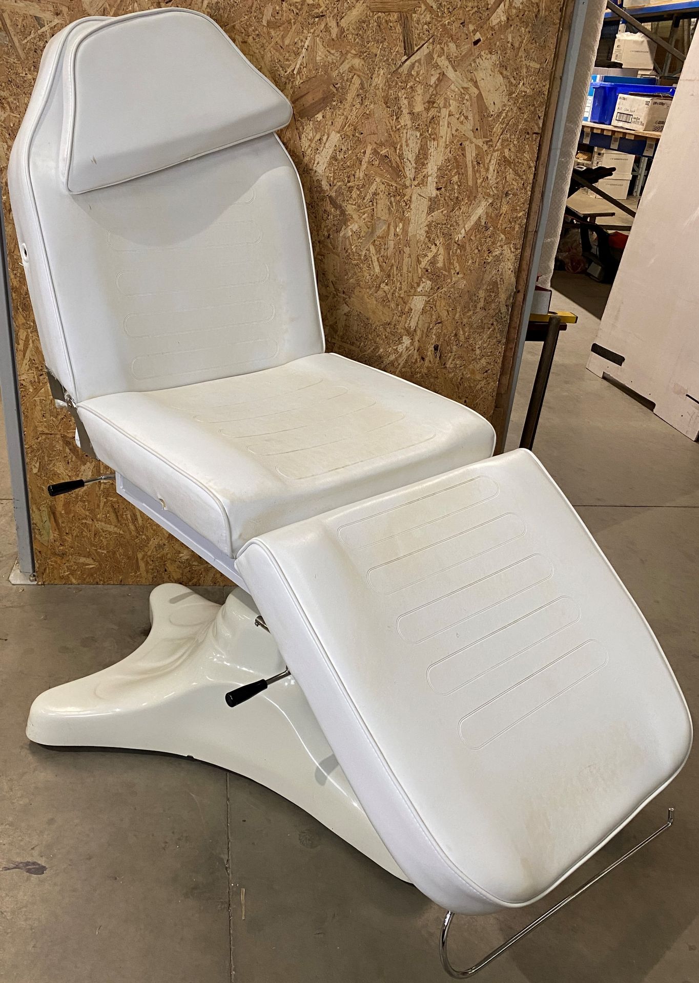 Physa Imperia Cosmetic Treatment Chair - 182cm x 66cm x 63cm